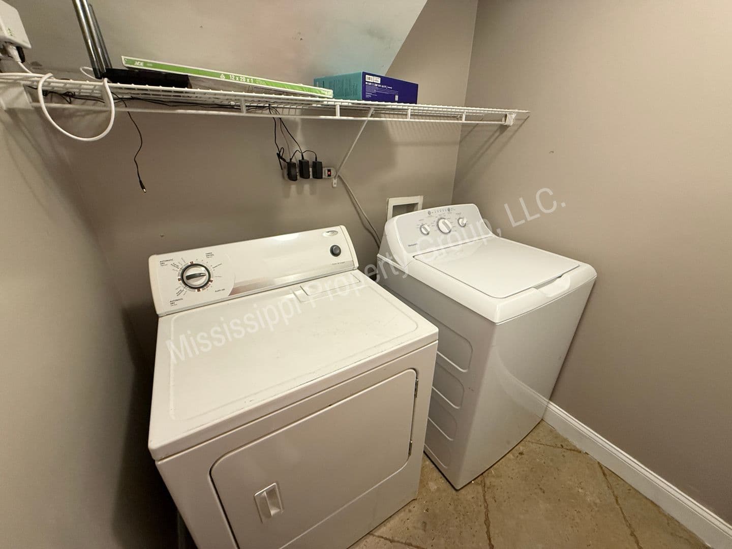 Oxford Townhome: 1 Mondrian Place