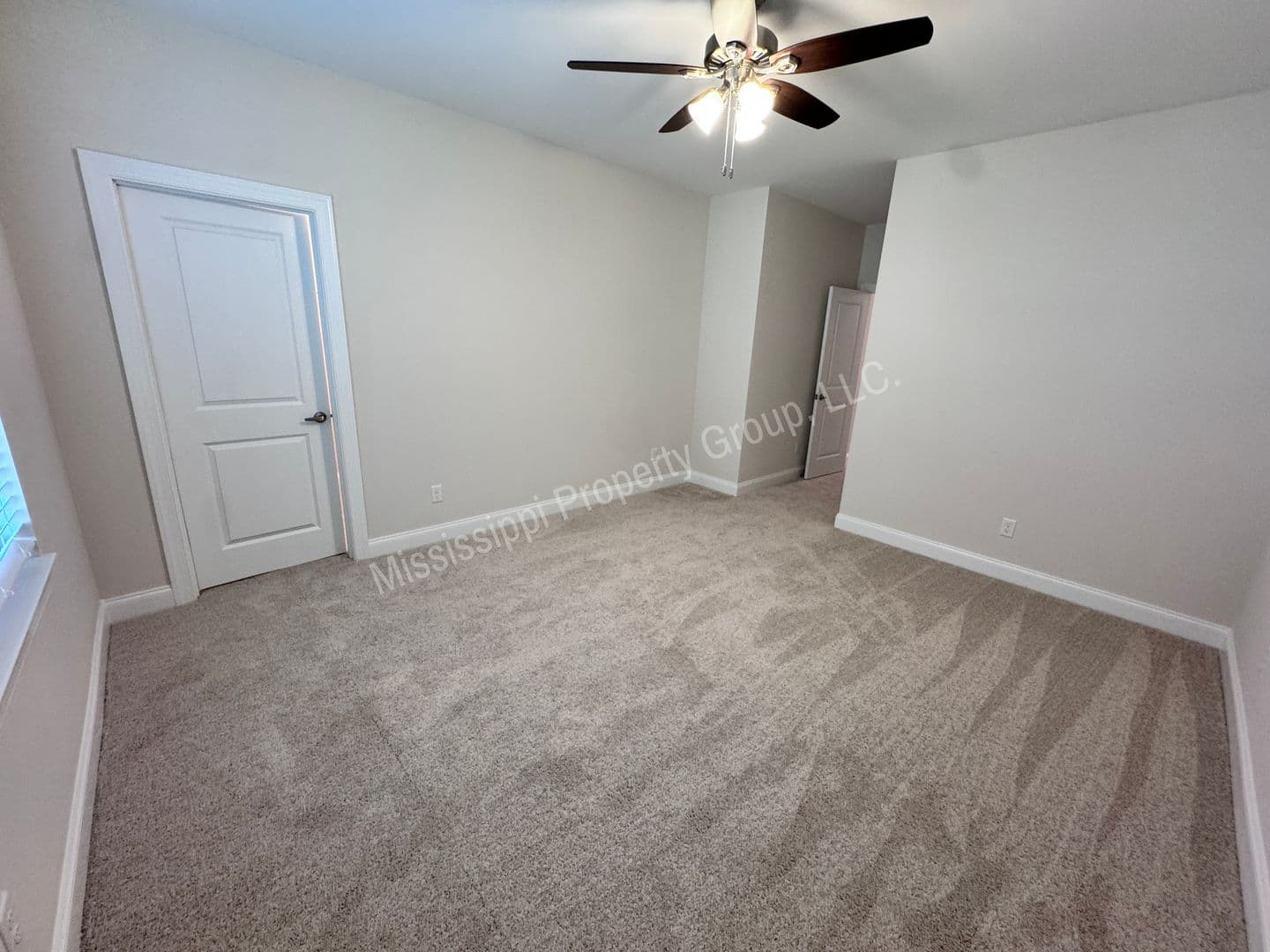 Oxford Townhome: 451 Lily Loop