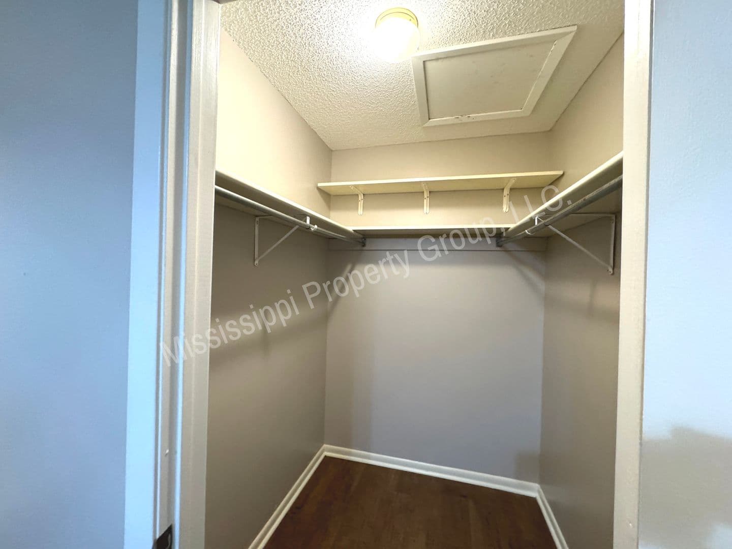Oxford House: 350 Christman Drive