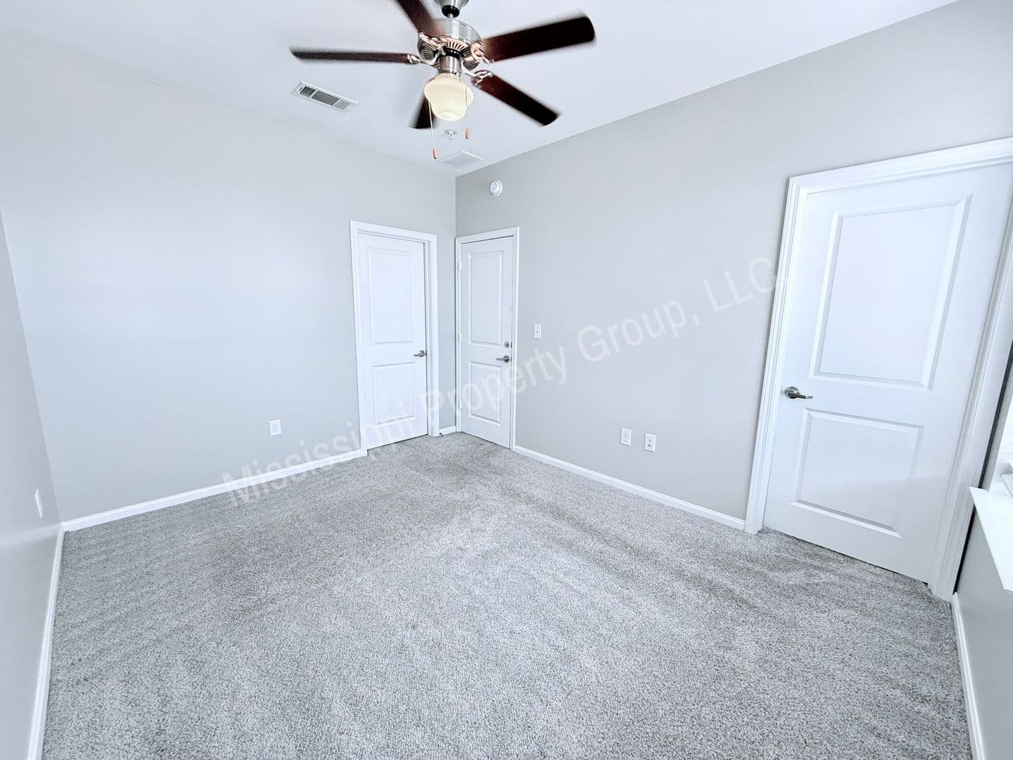 Oxford Townhome: 238 Town Center Drive