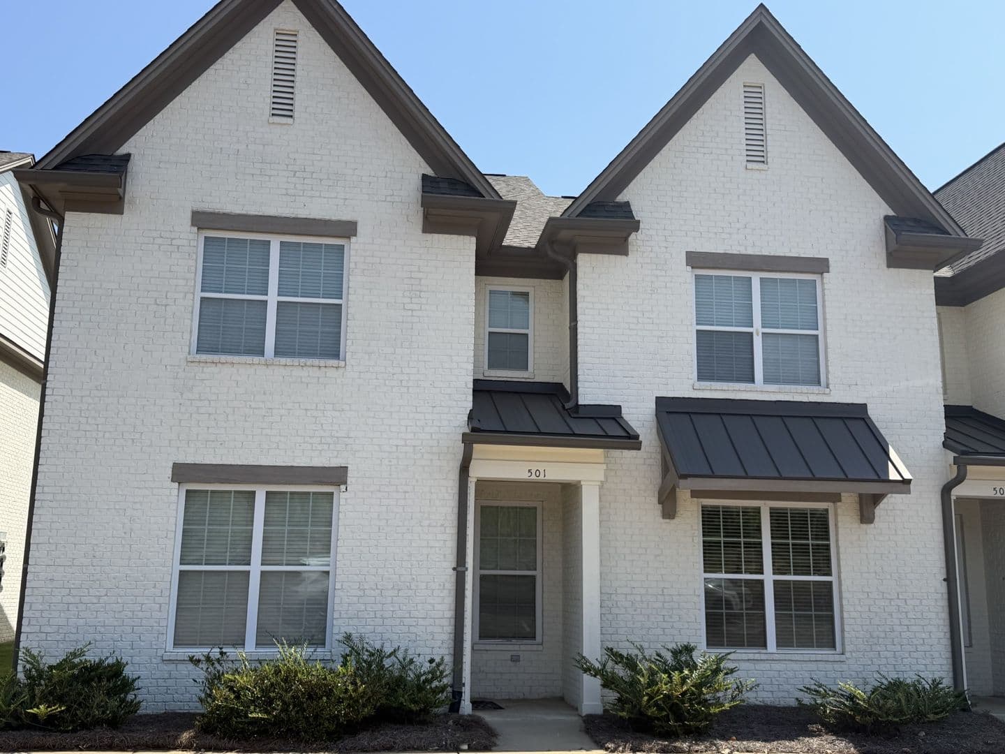 Oxford Townhome: 102 Farm View Drive, Unit 501