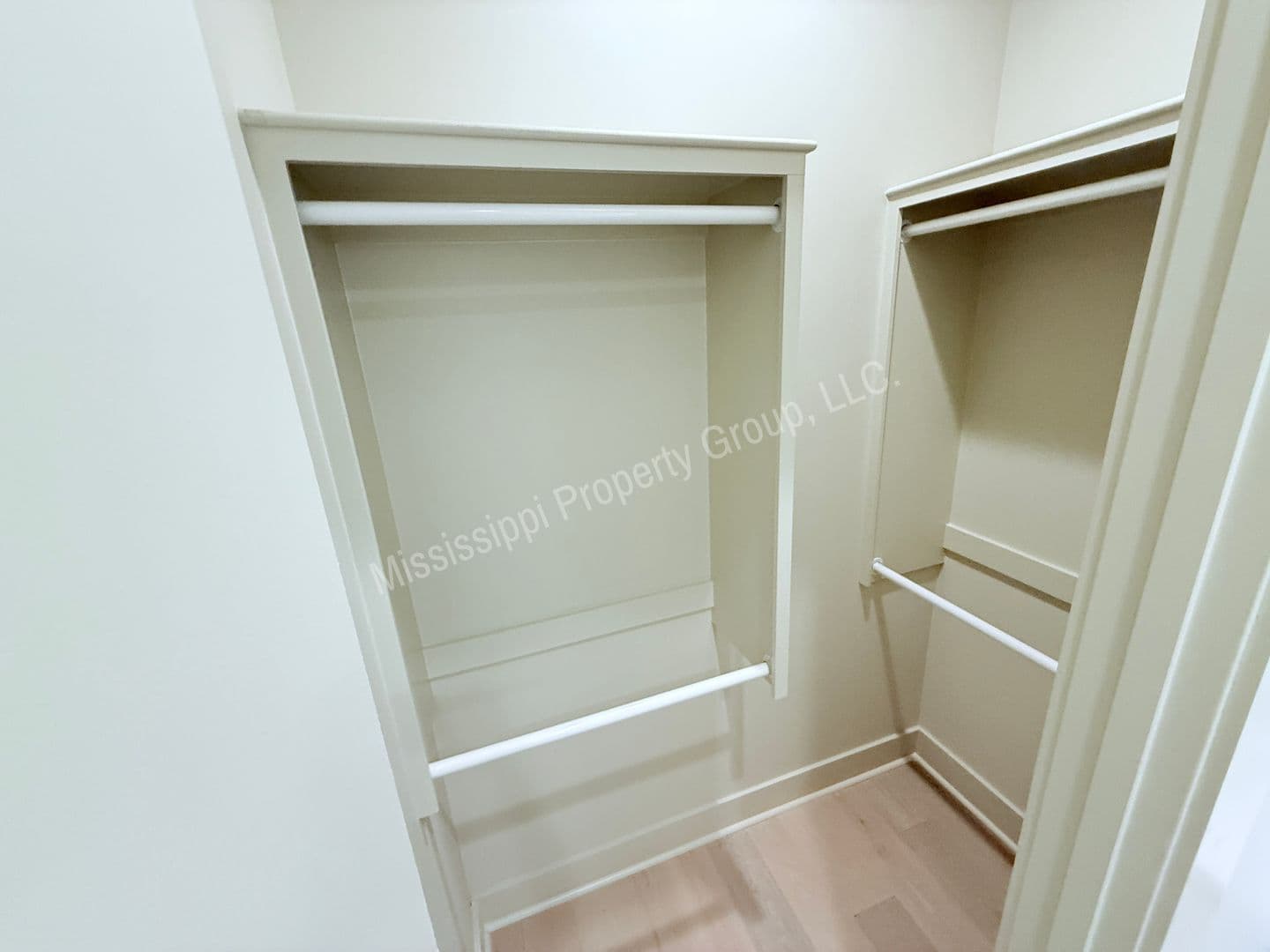 Oxford Townhome: 3405 Southern Way
