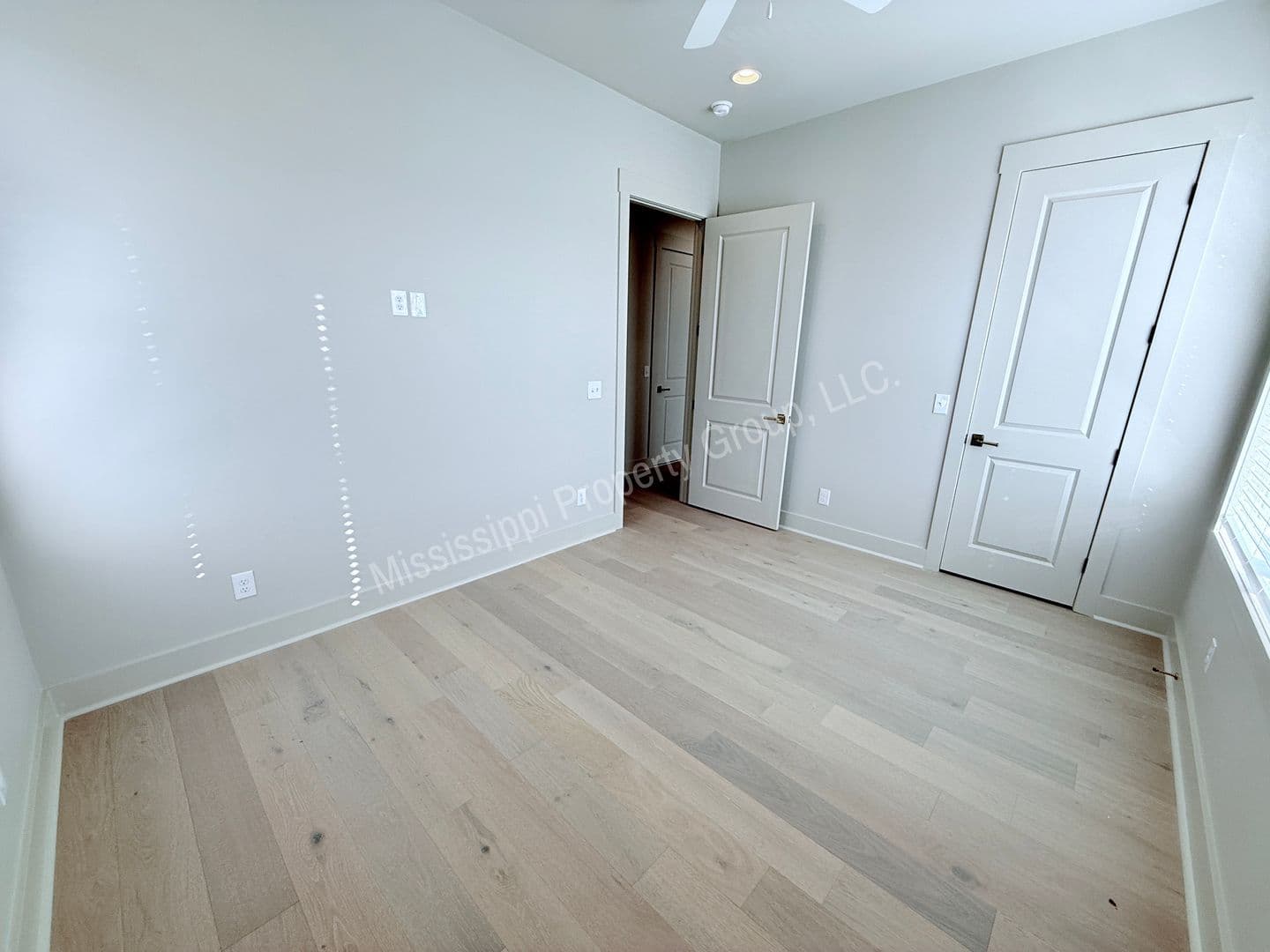 Oxford Townhome: 3405 Southern Way