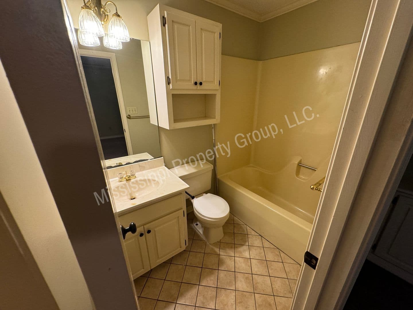 Oxford House: 1646 Garfield Avenue