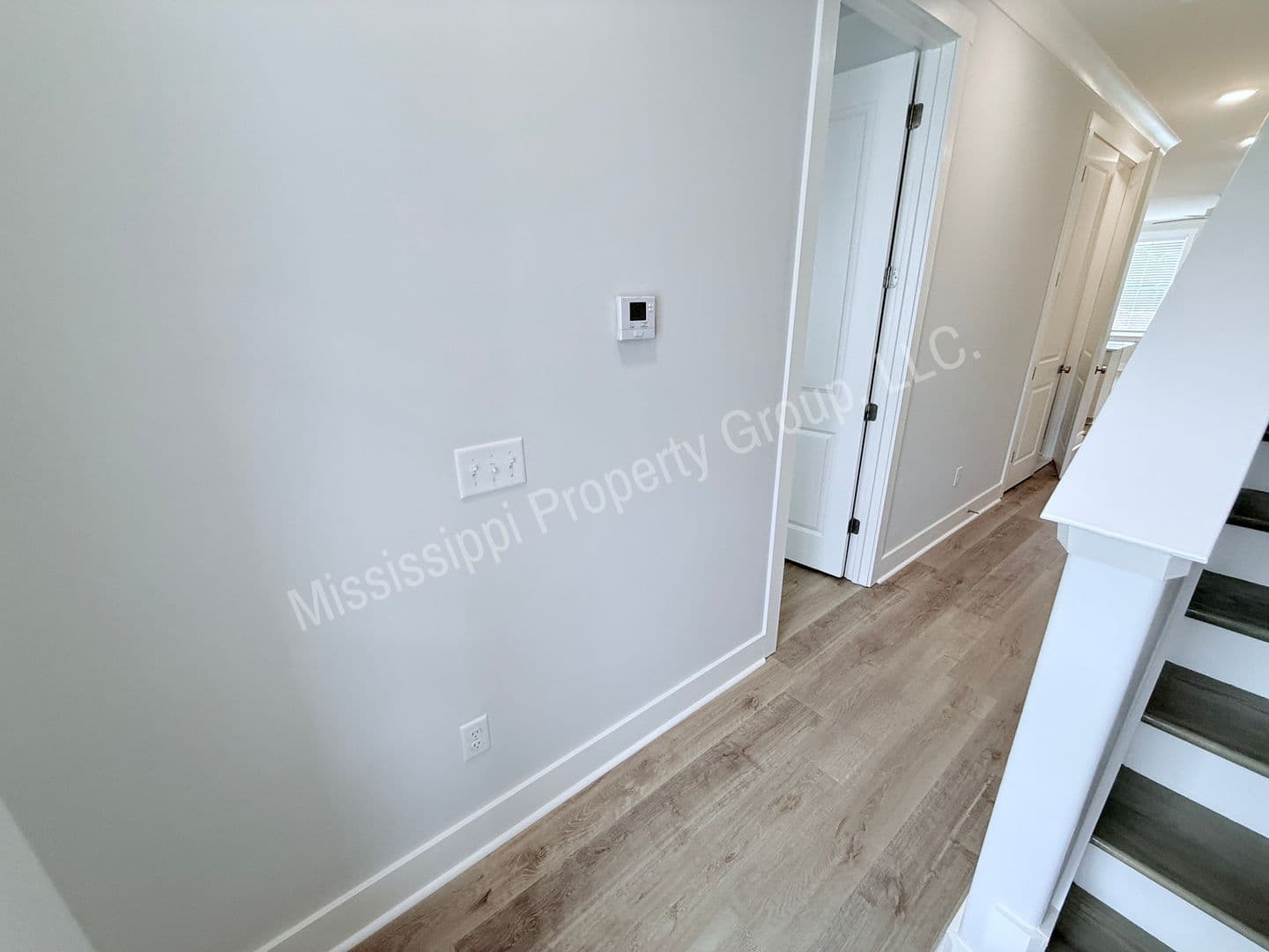 Oxford Townhome: 696 Miramar Lane