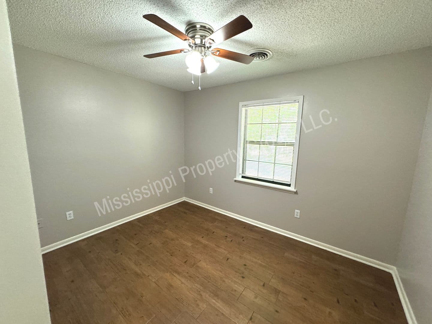 Oxford House: 350 Christman Drive
