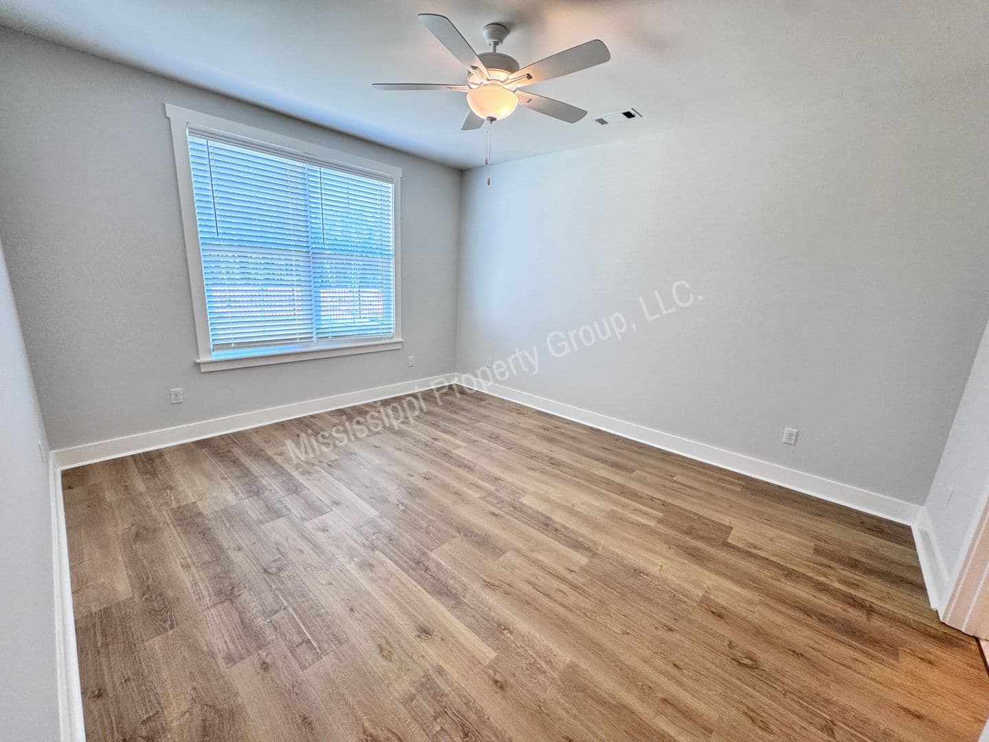 Oxford Townhome: 676 Miramar Lane