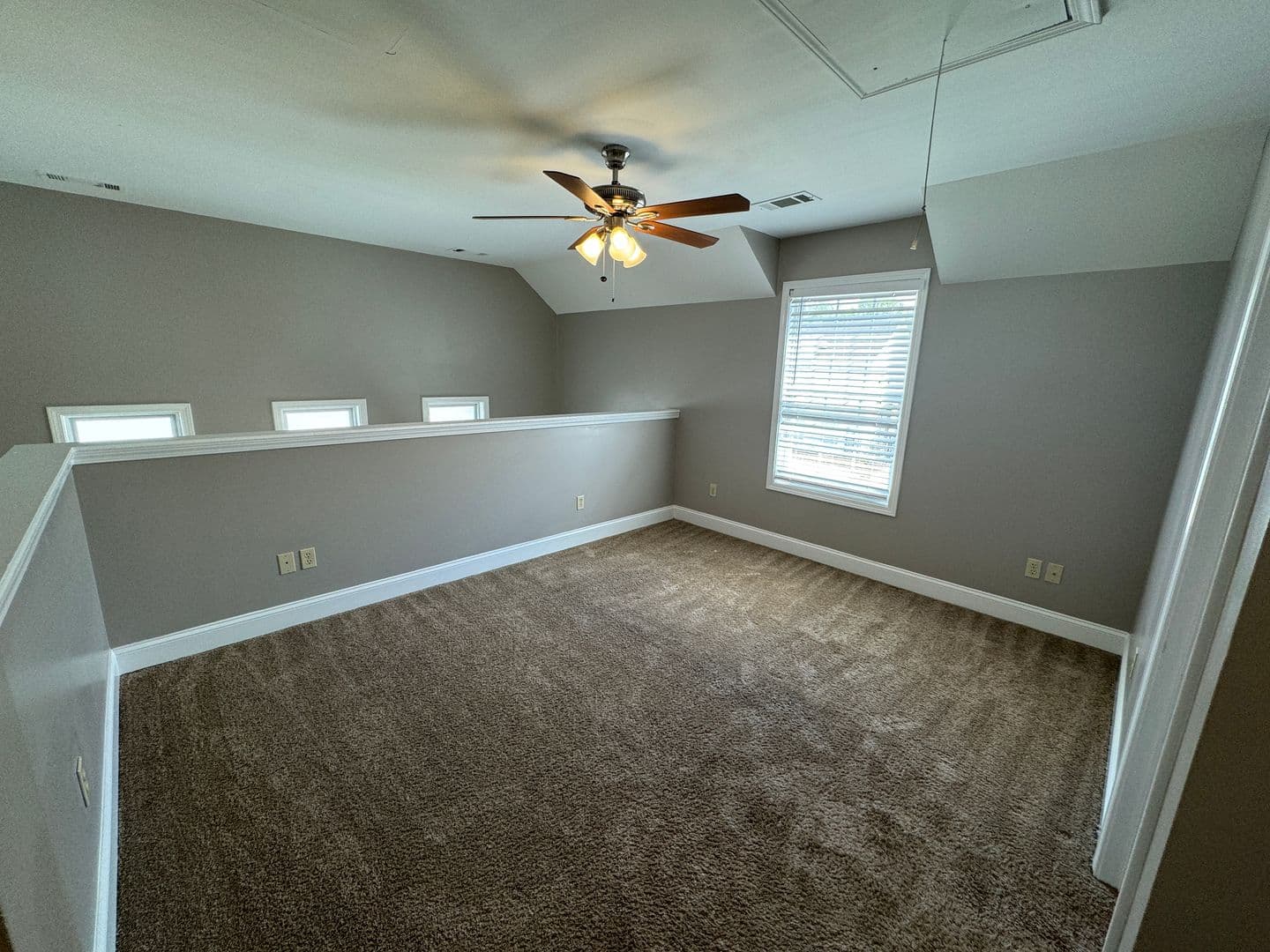 Oxford Townhome: 1 Mondrian Place