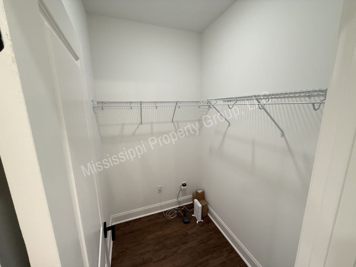 Oxford Townhome: 634 Cottage Grove Circle