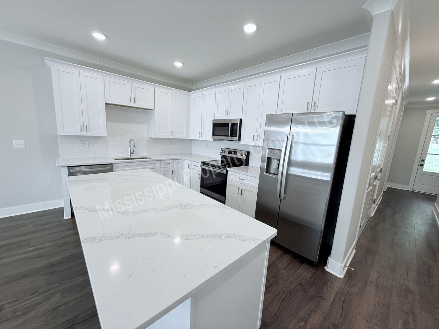 Oxford Townhome: 1817 Reserve Loop
