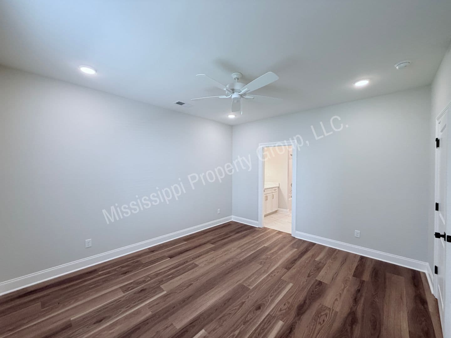Oxford Townhome: 3524 Fenwick Way