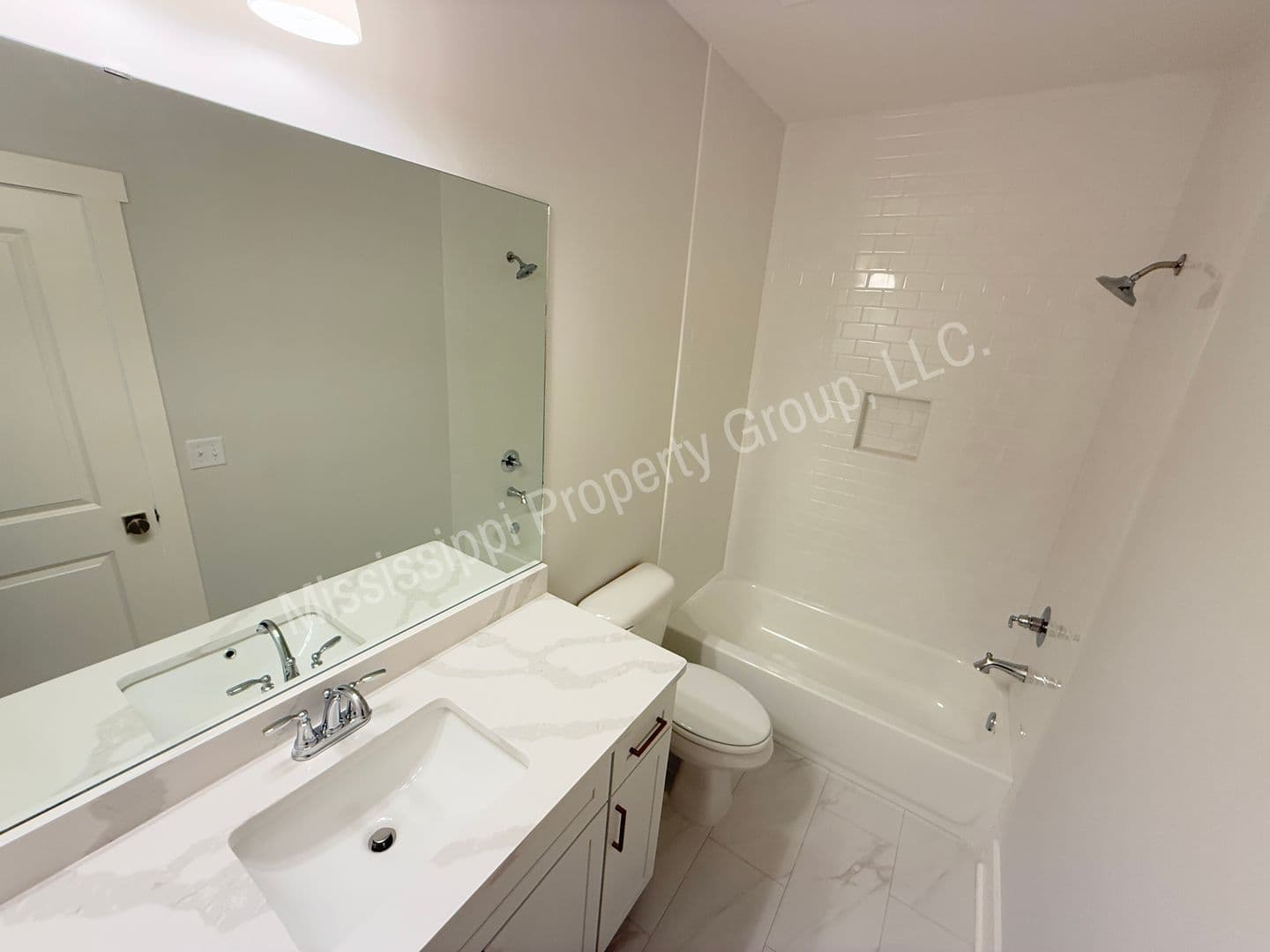 Oxford Townhome: 703 Miramar Lane