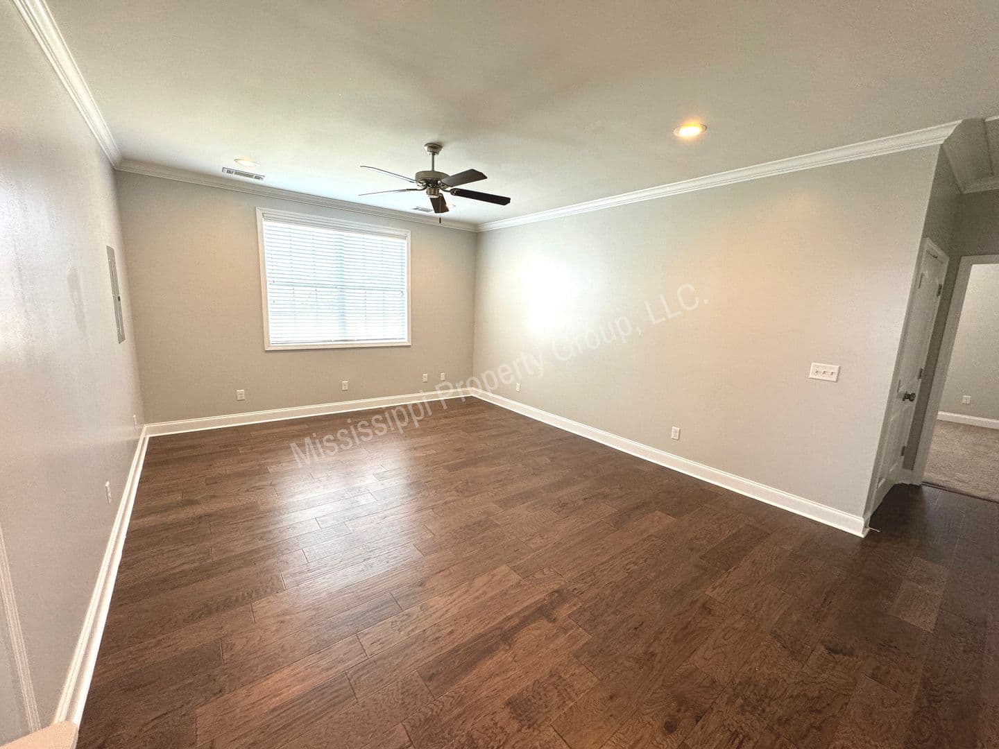 Oxford Townhome: 102 Farm View Drive, Unit 506