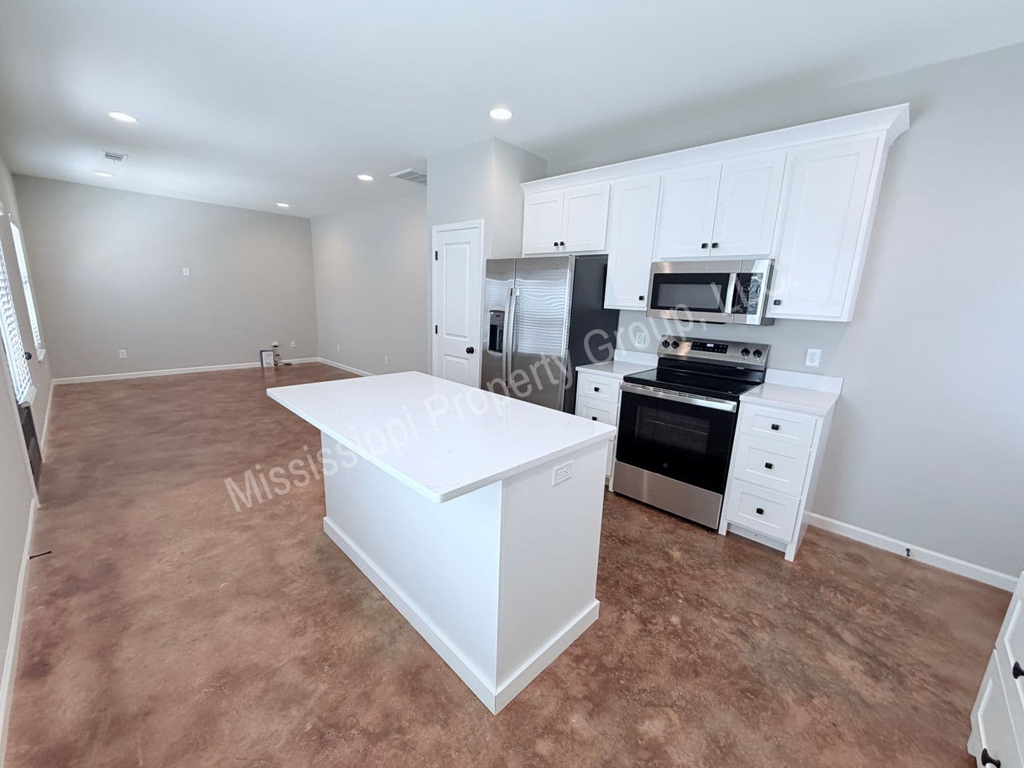 Oxford Townhome: 4851 S. Lamar Blvd