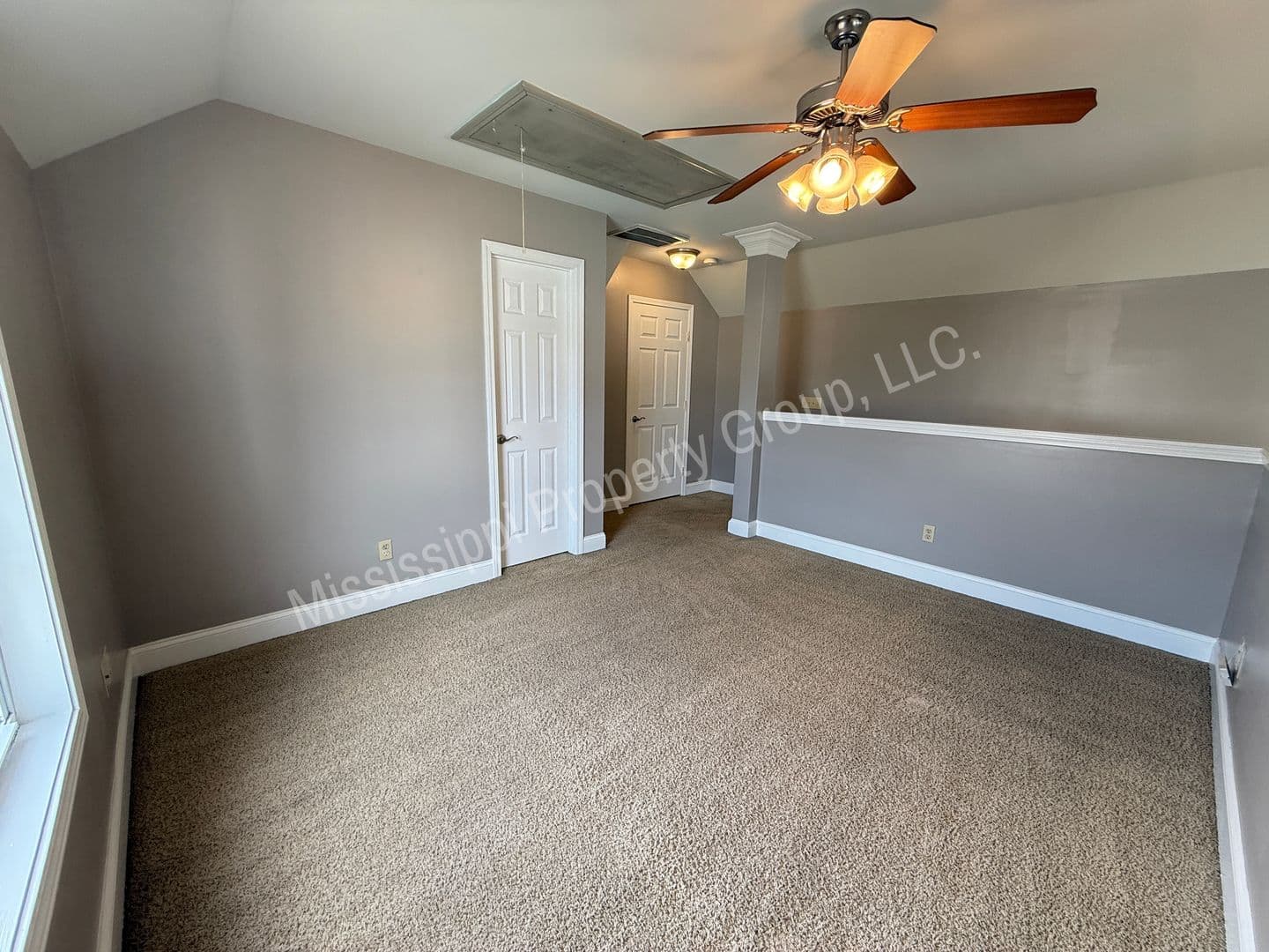 Oxford Townhome: 1 Mondrian Place