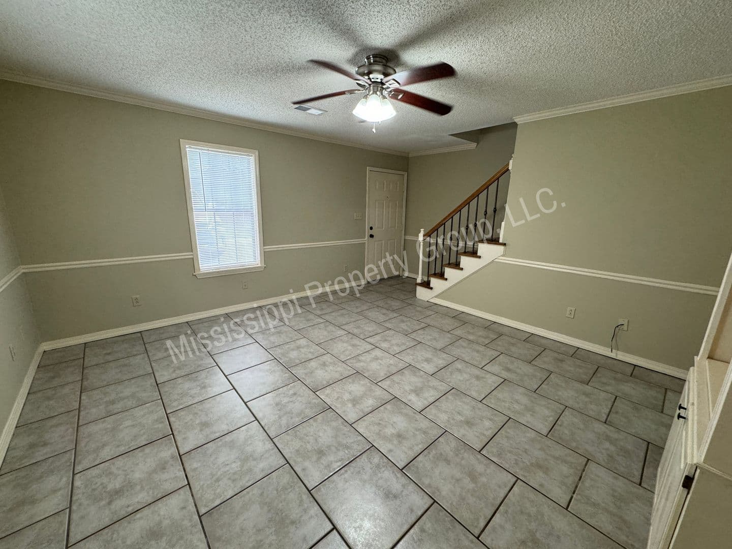 Oxford House: 1646 Garfield Avenue