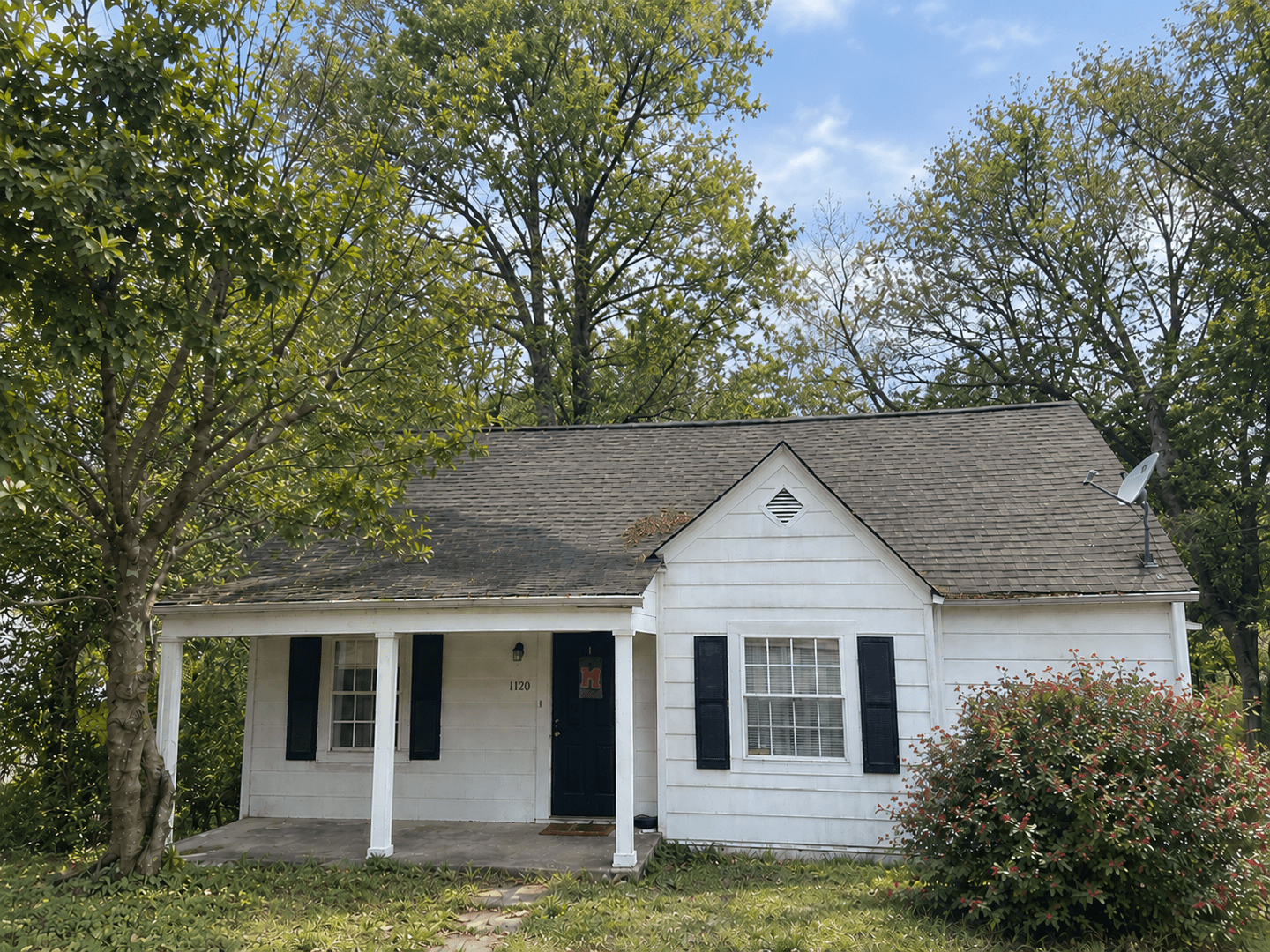 Oxford House: 1120 South 16th Street