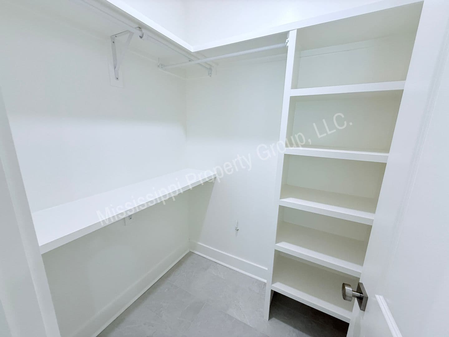 Oxford Townhome: 1815 Reserve Loop