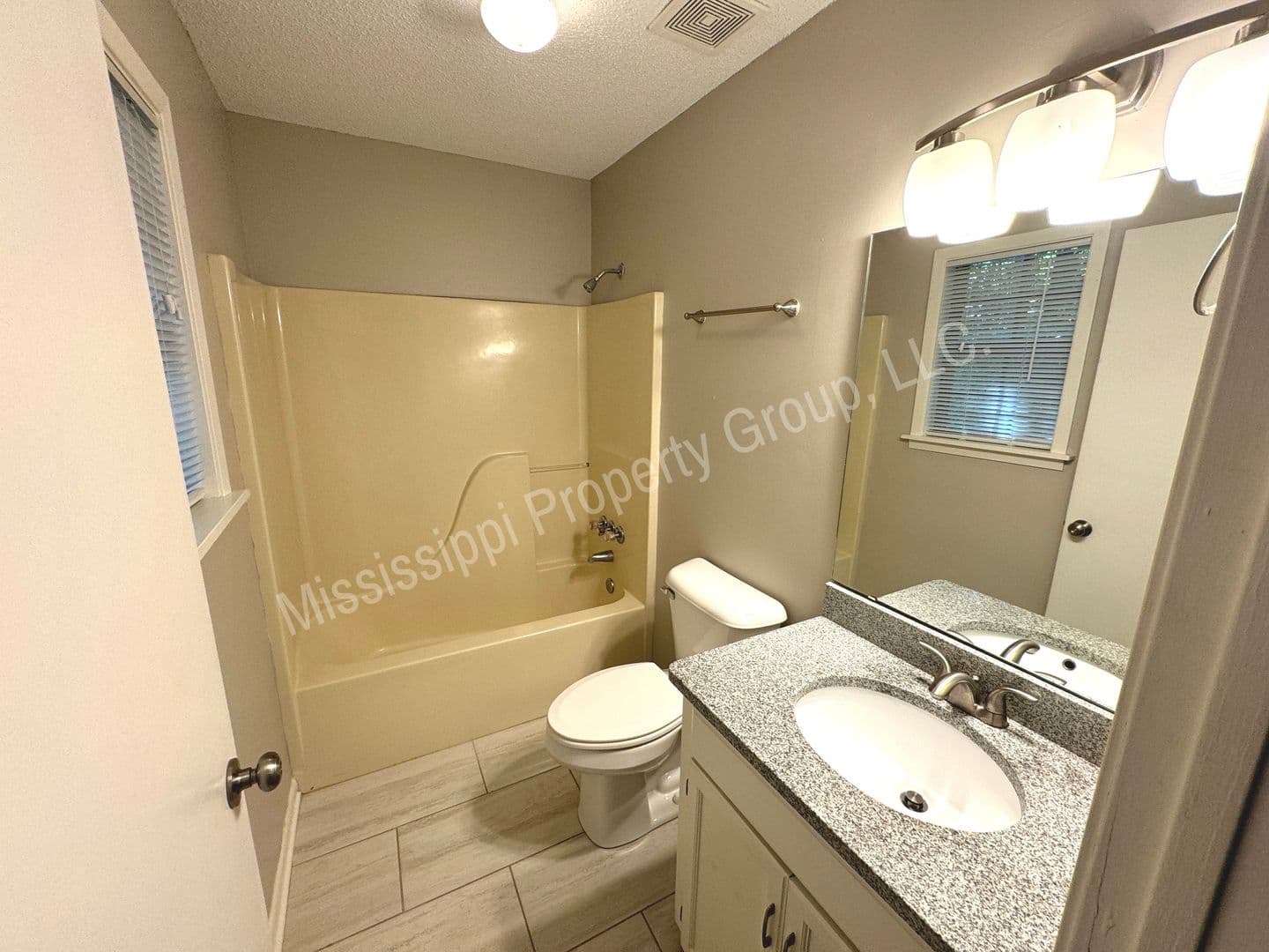 Oxford House: 350 Christman Drive