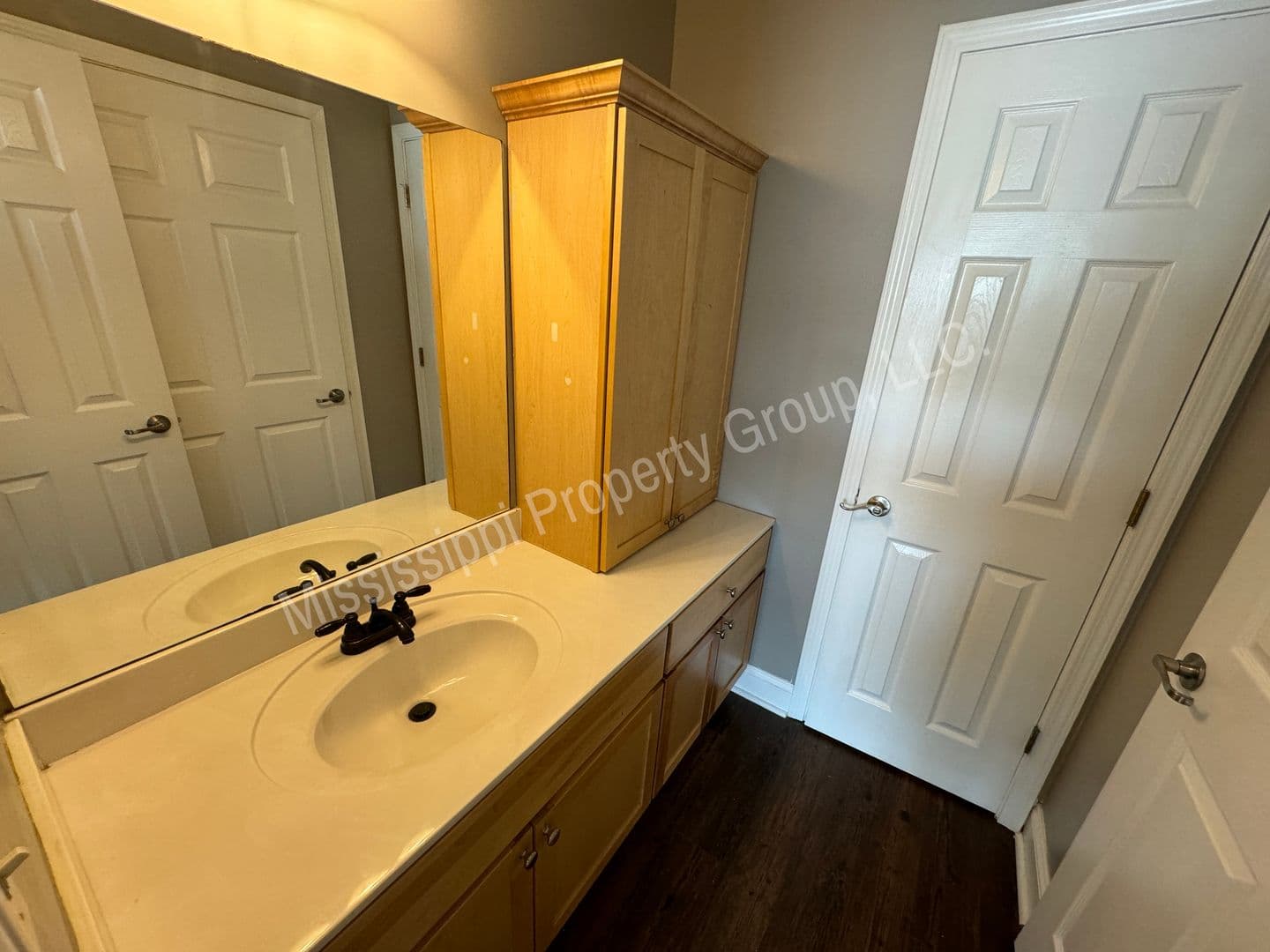 Oxford House: 304 Shumard Cove