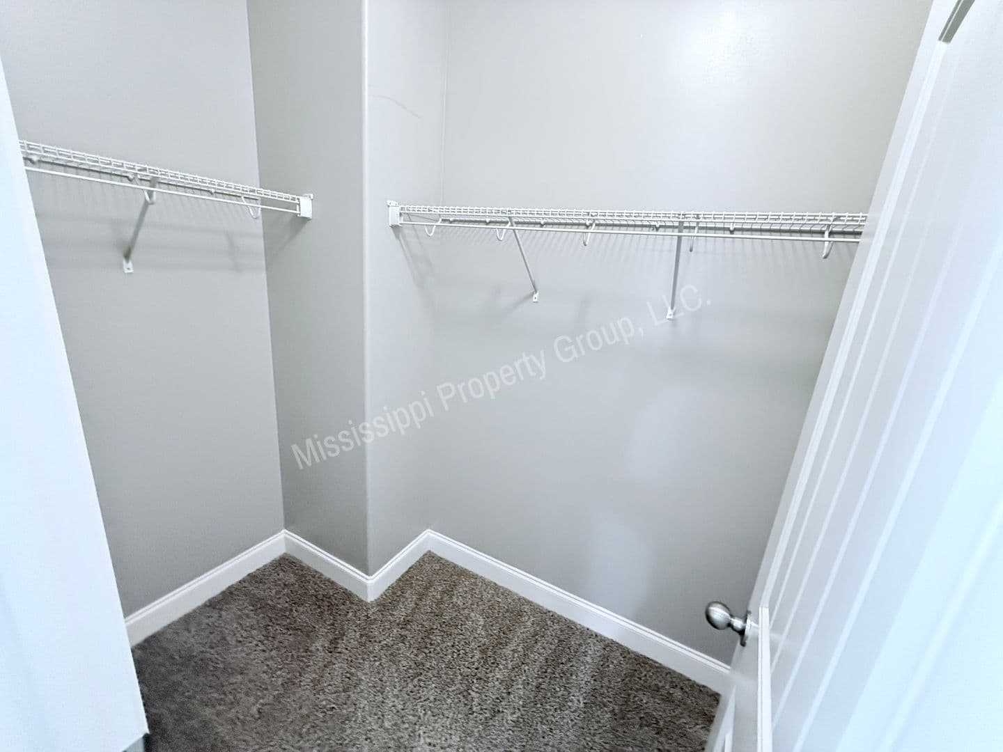 Oxford Townhome: 514 Fifer Circle
