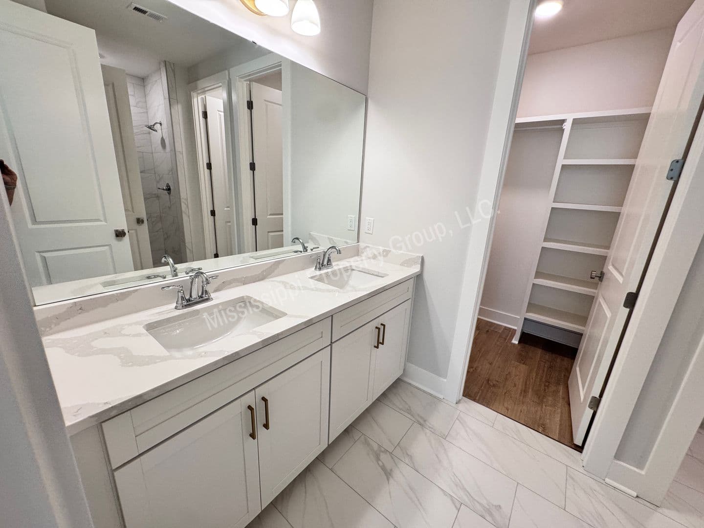 Oxford Townhome: 676 Miramar Lane