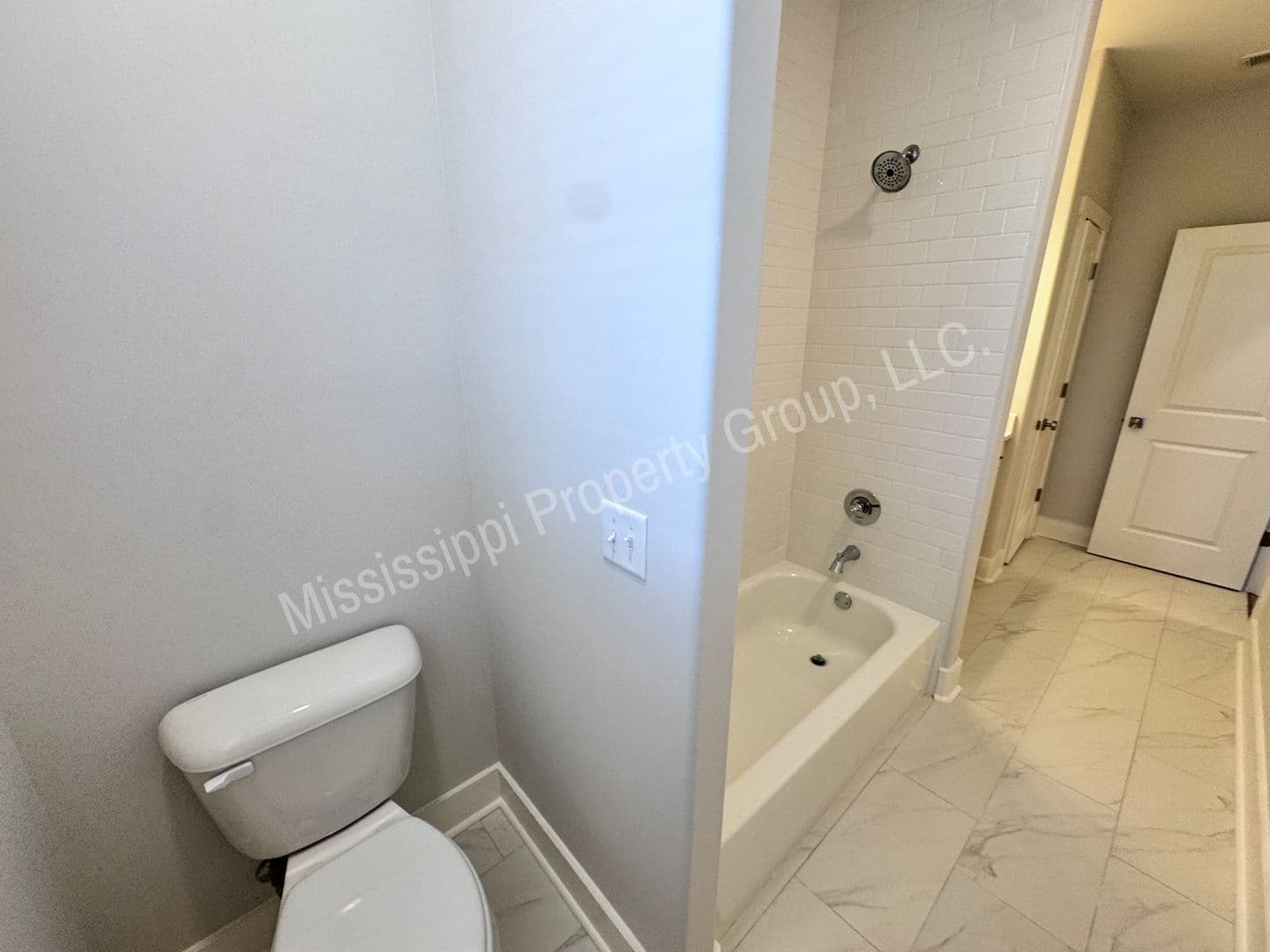 Oxford Townhome: 2009 Rosemary Street