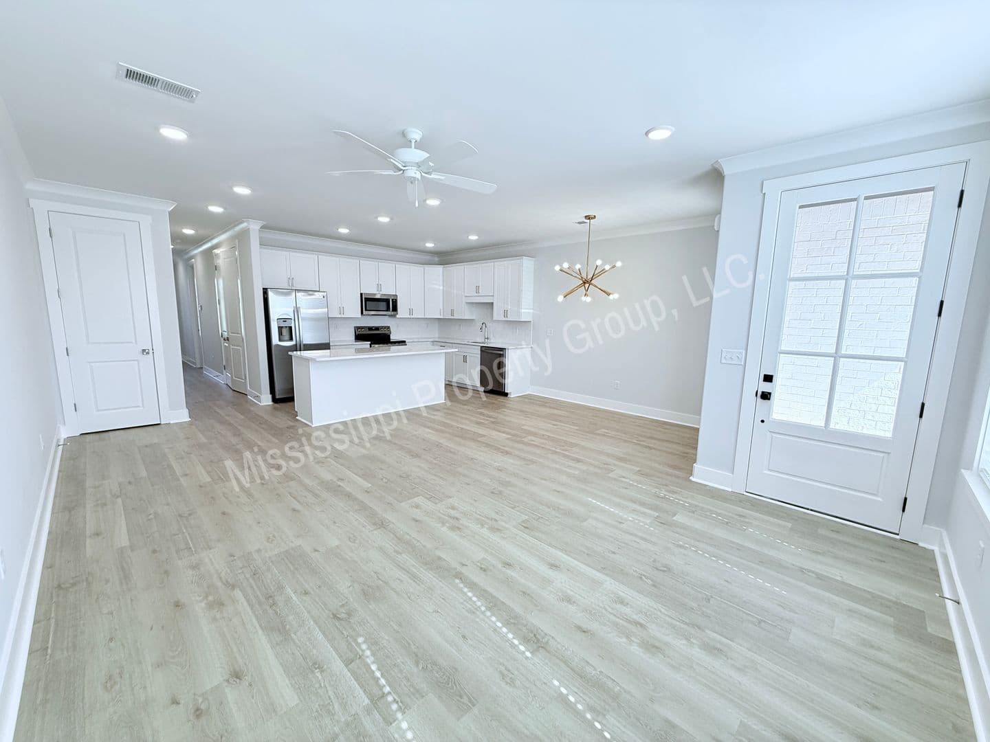 Oxford Townhome: 1616 Amalfi Drive