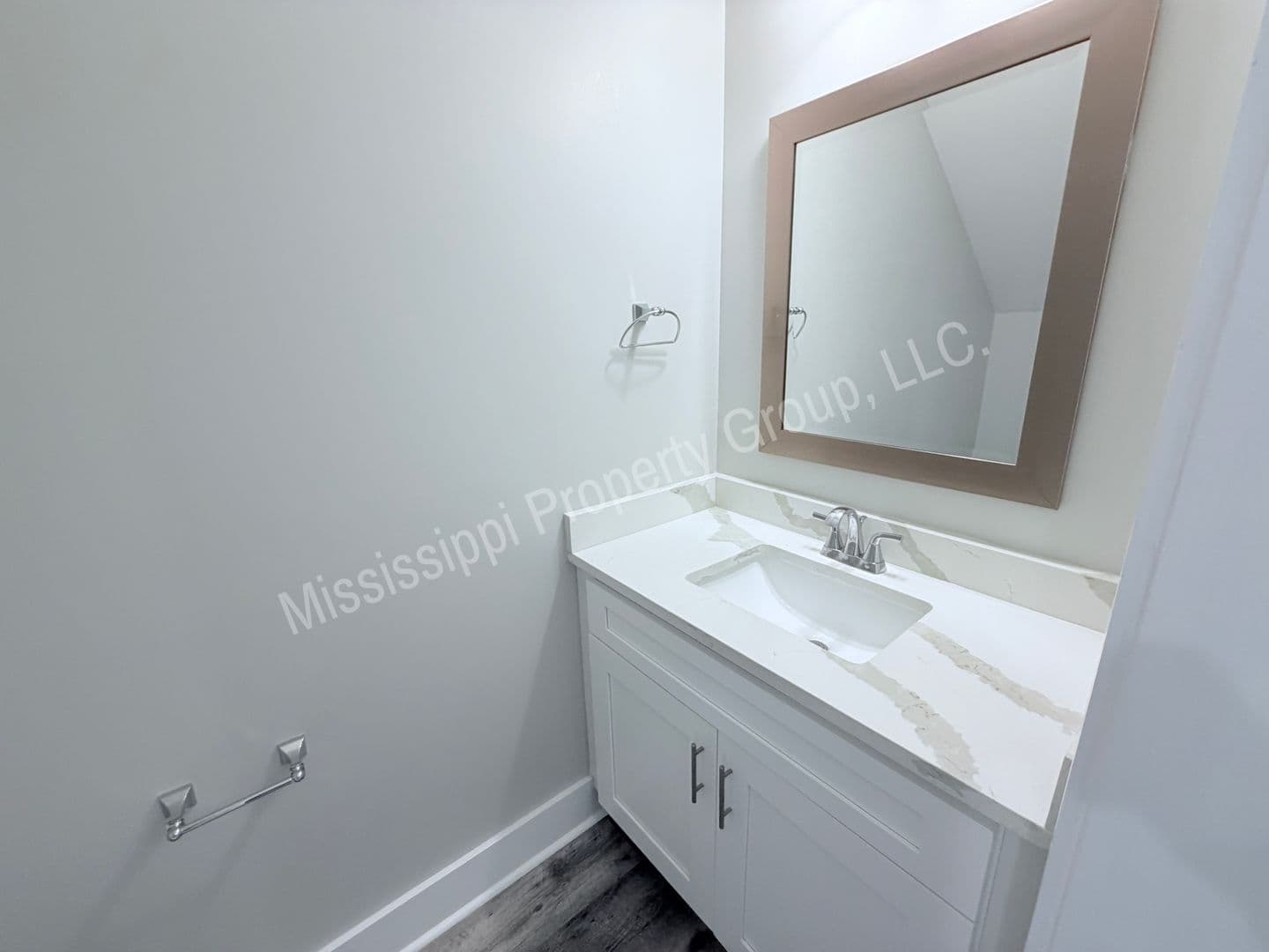 Oxford Townhome: 337 Stillwater Lane