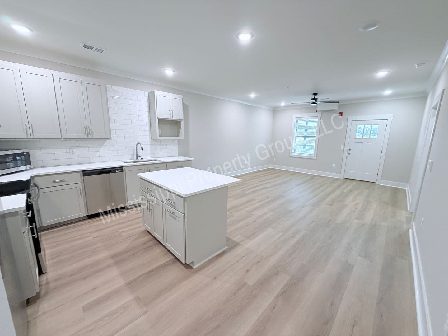 Oxford Apartment: 1401 Chickasaw Road