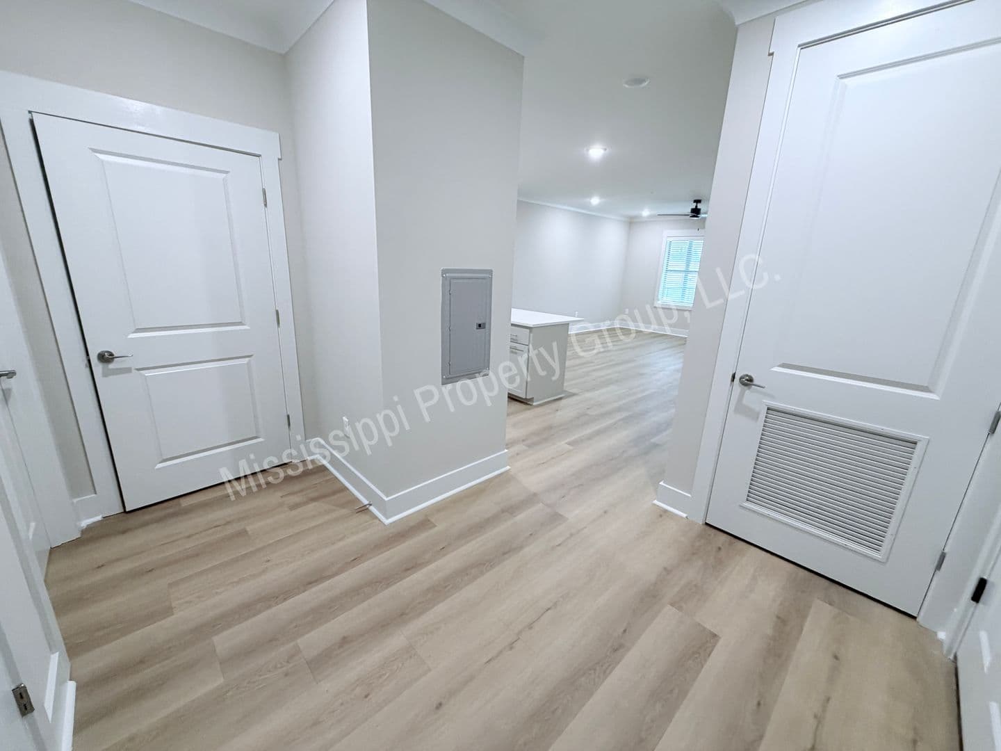 Oxford Apartment: 1401 Chickasaw Road