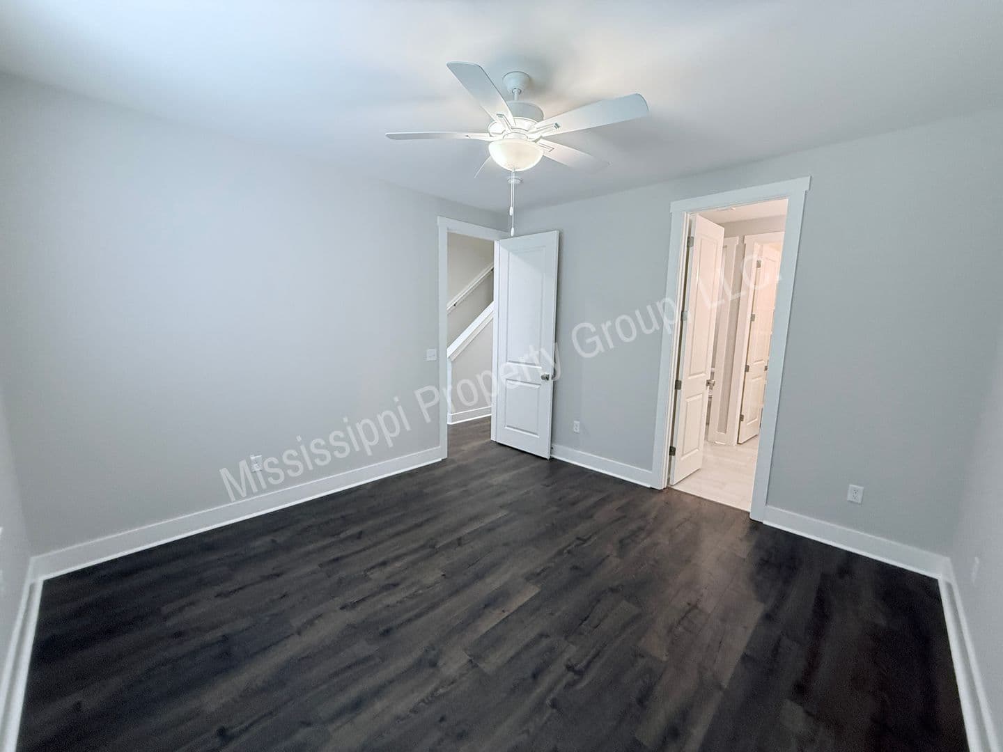 Oxford Townhome: 1817 Reserve Loop