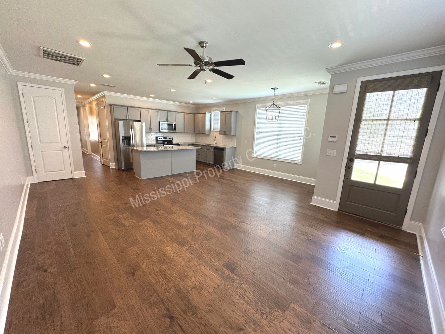 Oxford Townhome: 102 Farm View Drive, Unit 506