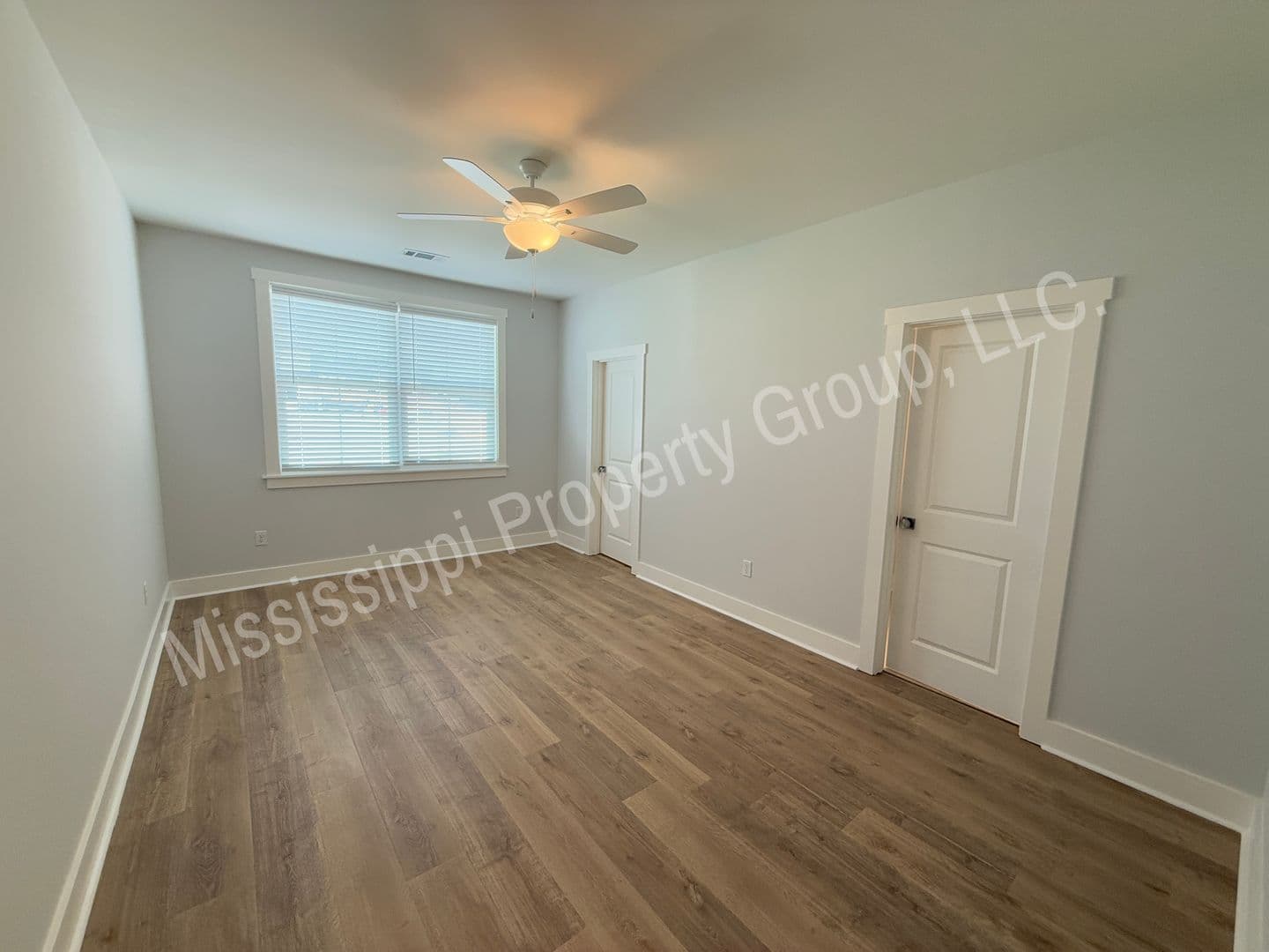 Oxford Townhome: 688 Miramar Lane