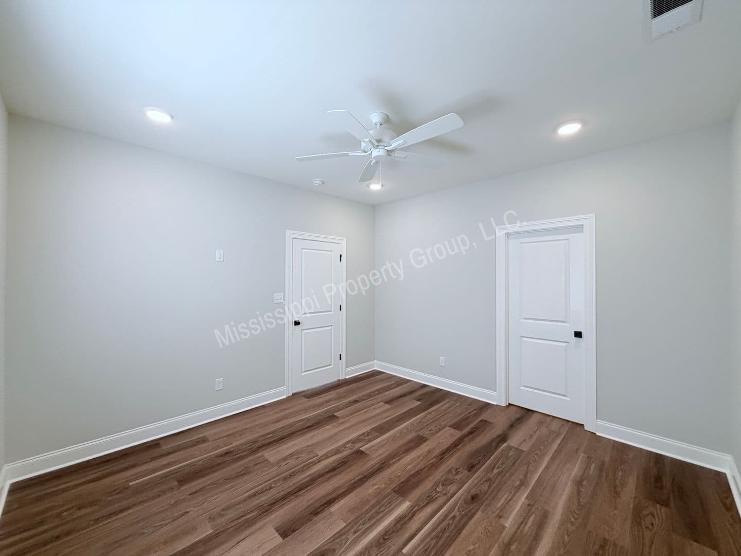Oxford Townhome: 3510 Fenwick Way