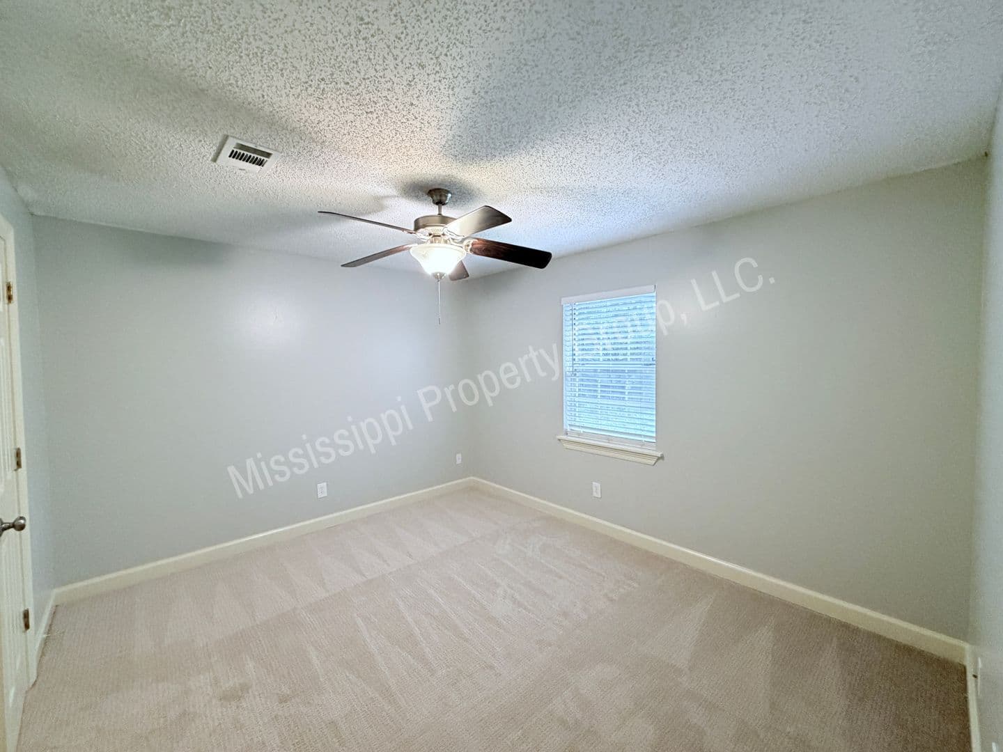 Oxford House: 2112 Old Taylor Road, F1