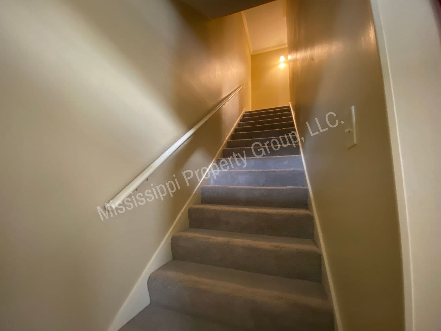 Oxford Townhome: 215 Edinburgh Place
