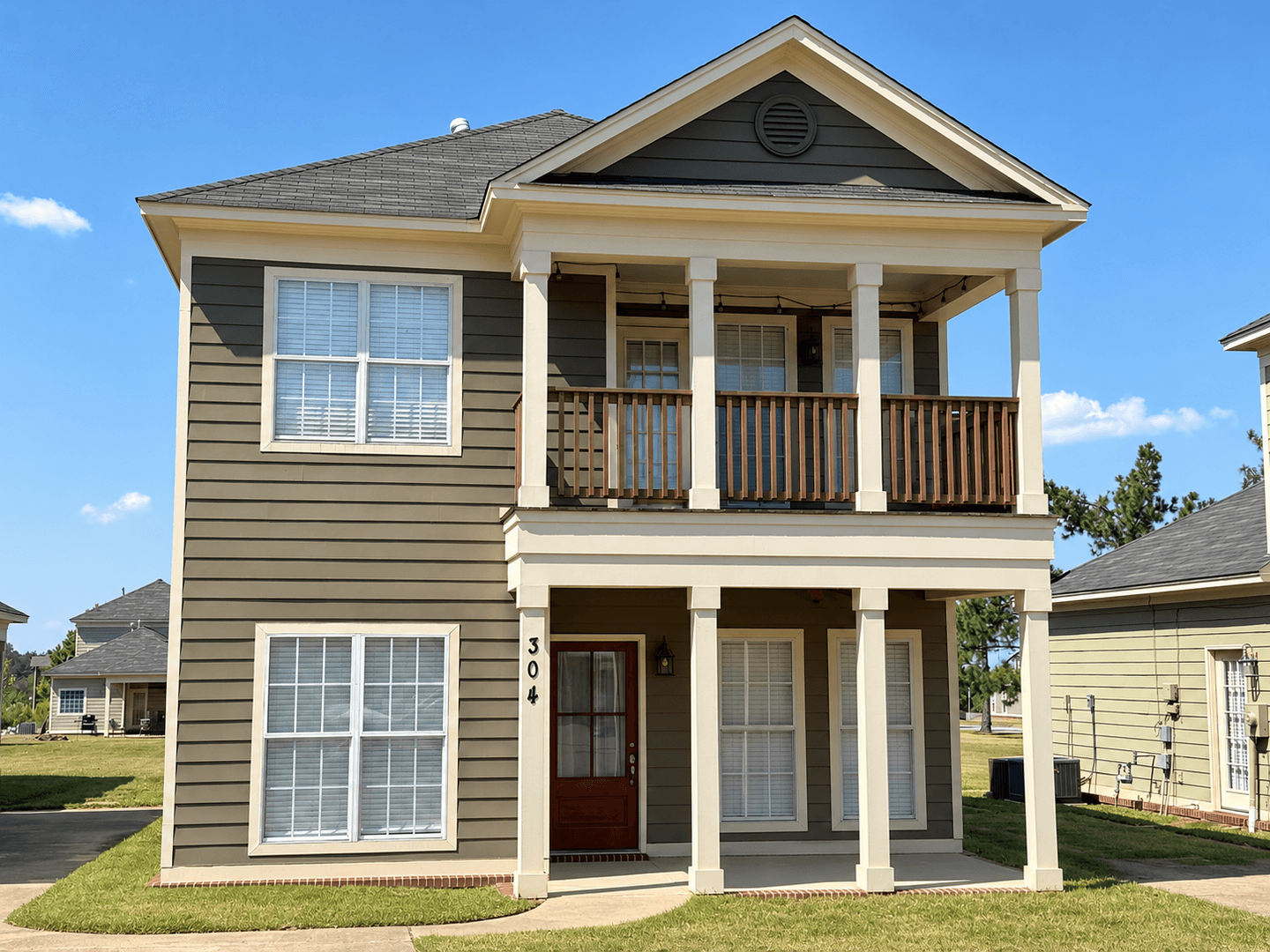 Oxford House: 304 Shumard Cove