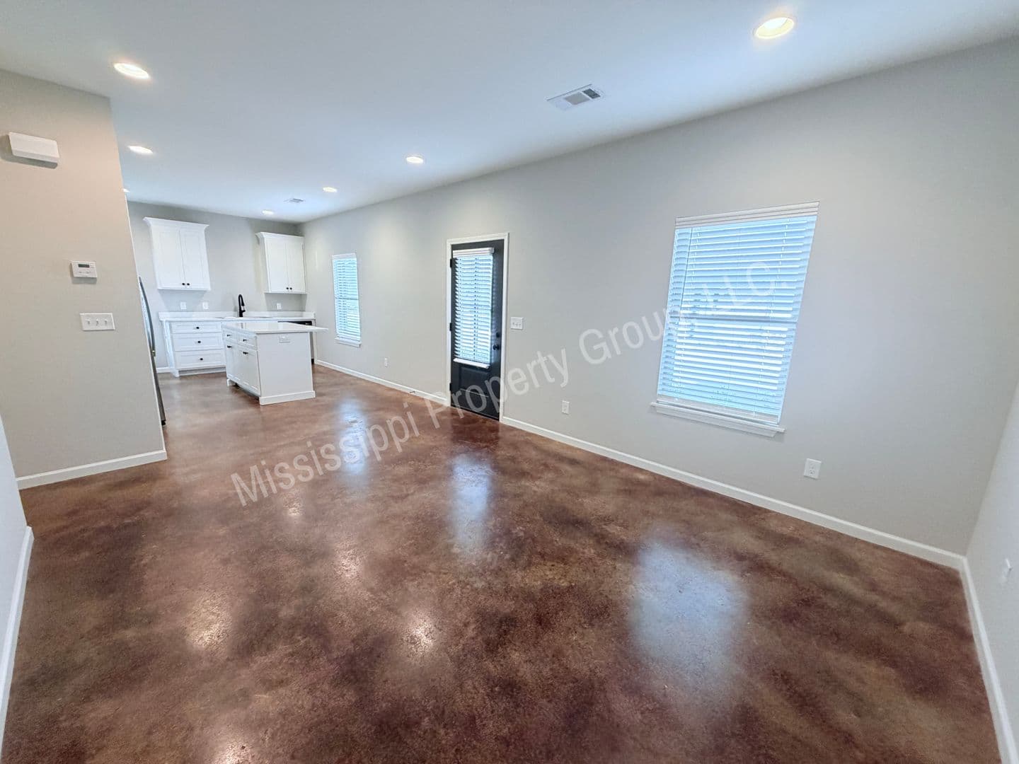 Oxford Townhome: 4851 S. Lamar Blvd