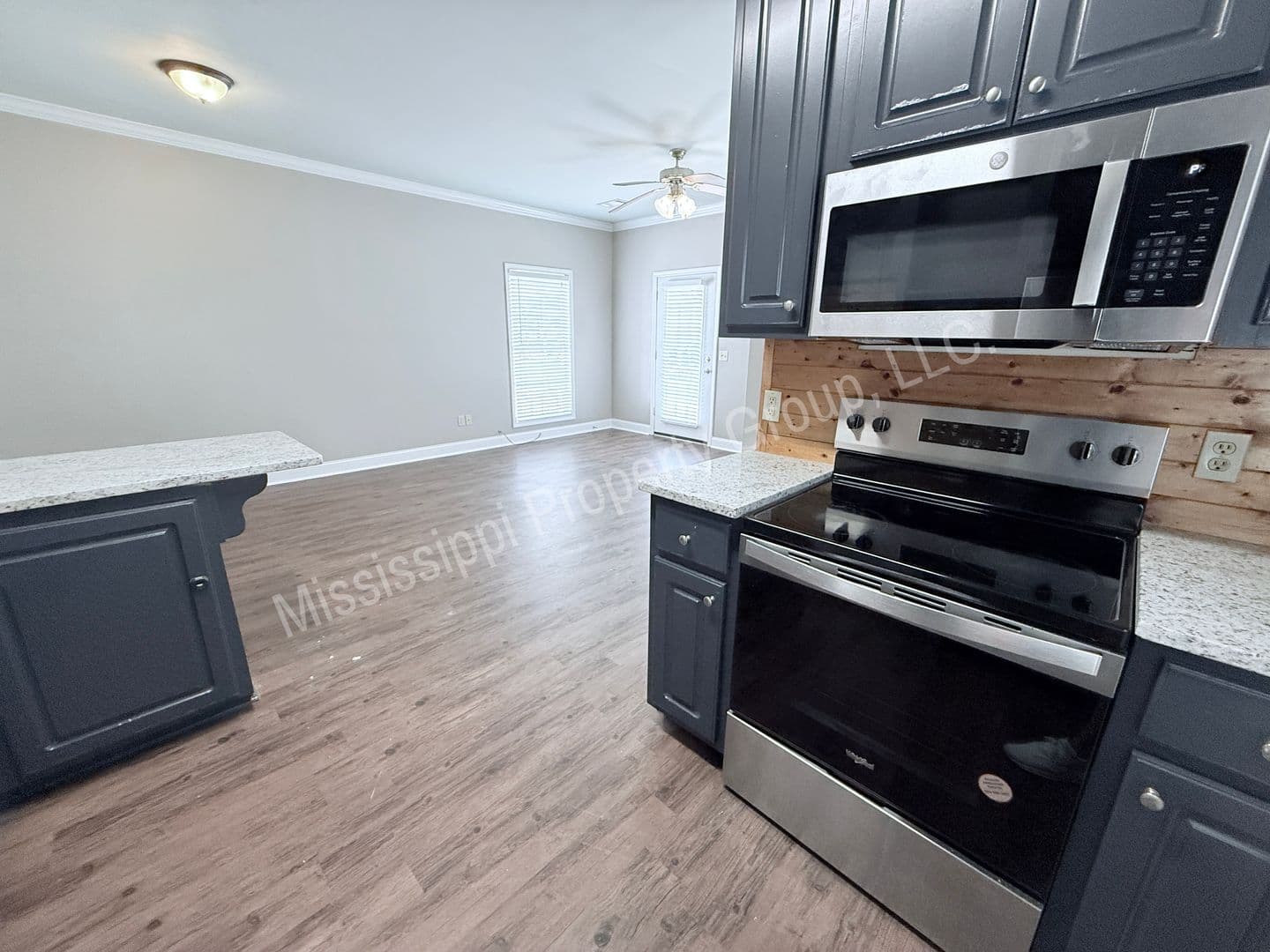 Oxford Townhome: 1 Mondrian Place