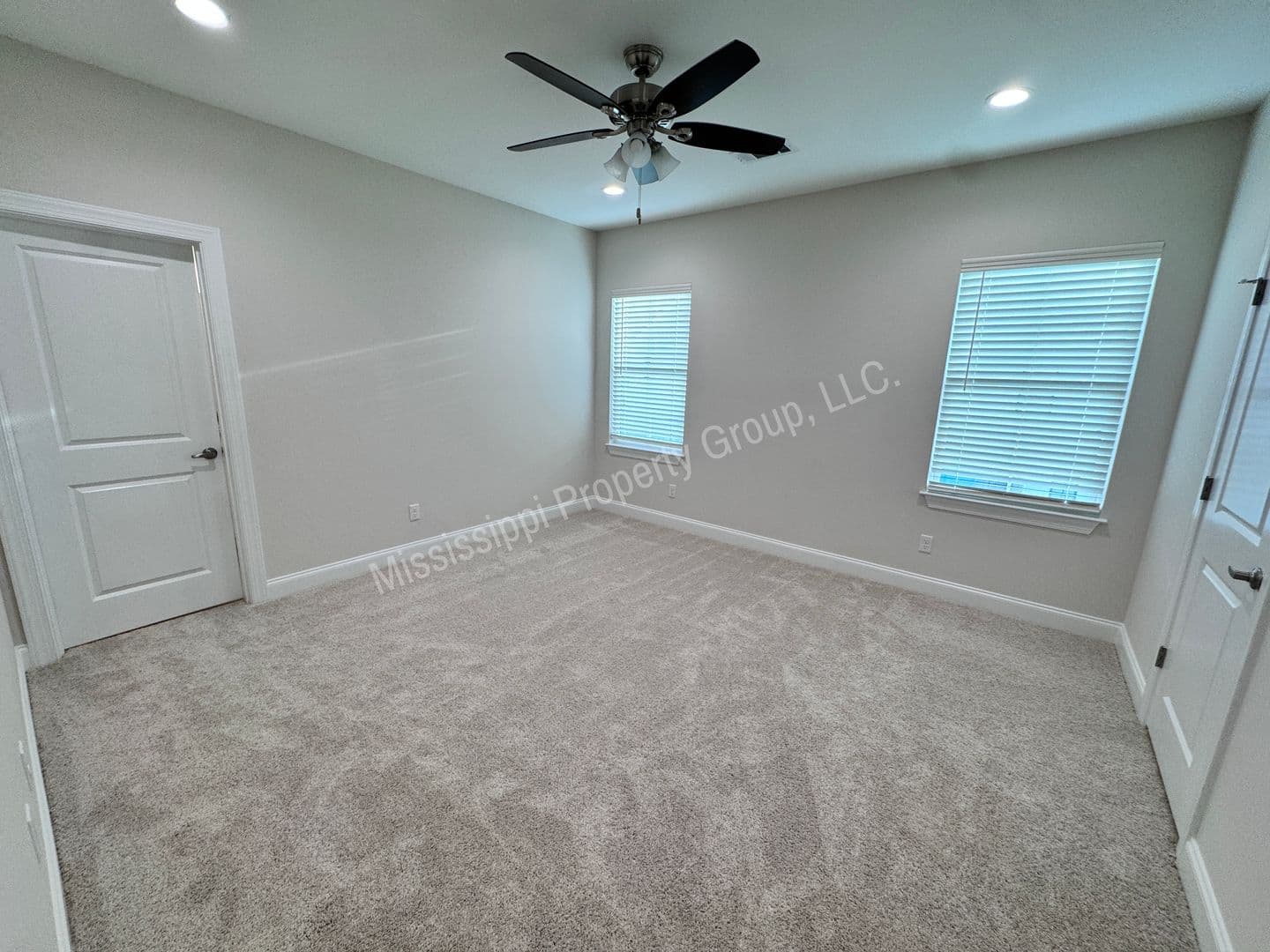 Oxford Townhome: 451 Lily Loop