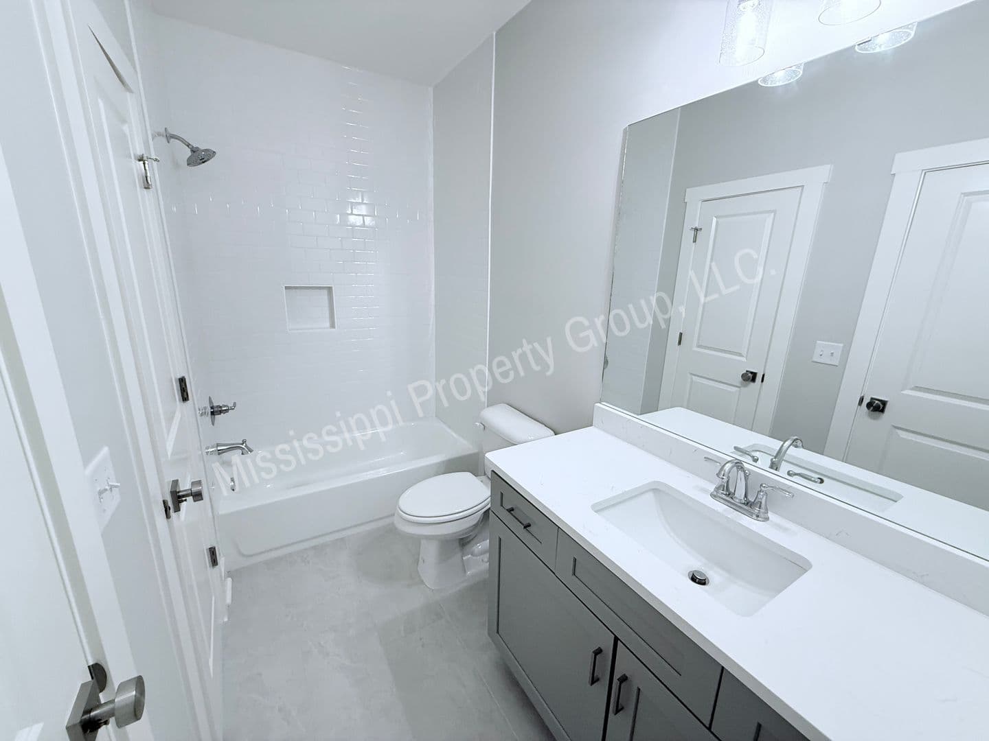Oxford Townhome: 1815 Reserve Loop