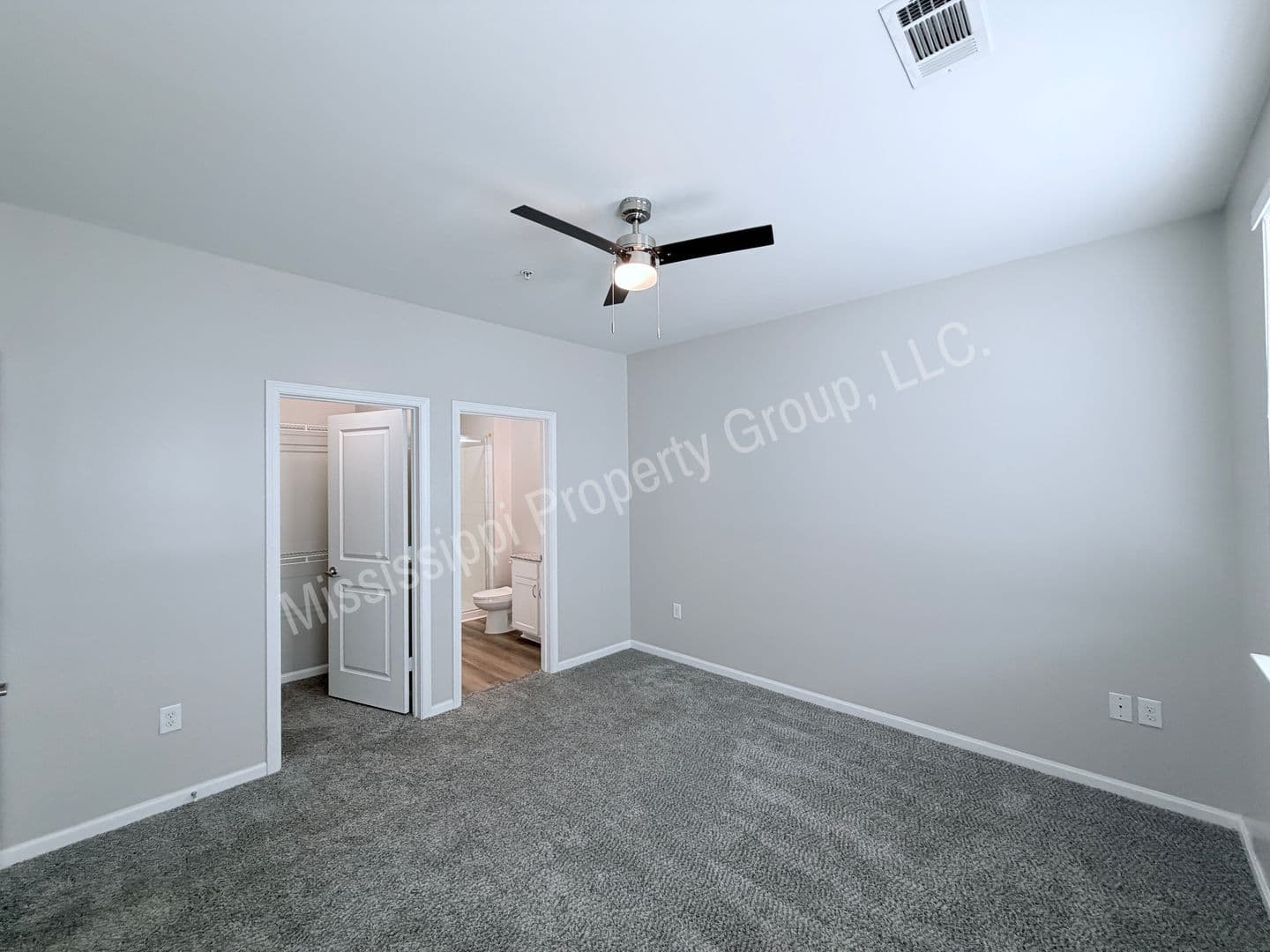 Oxford Townhome: 459 Olive Branch Way