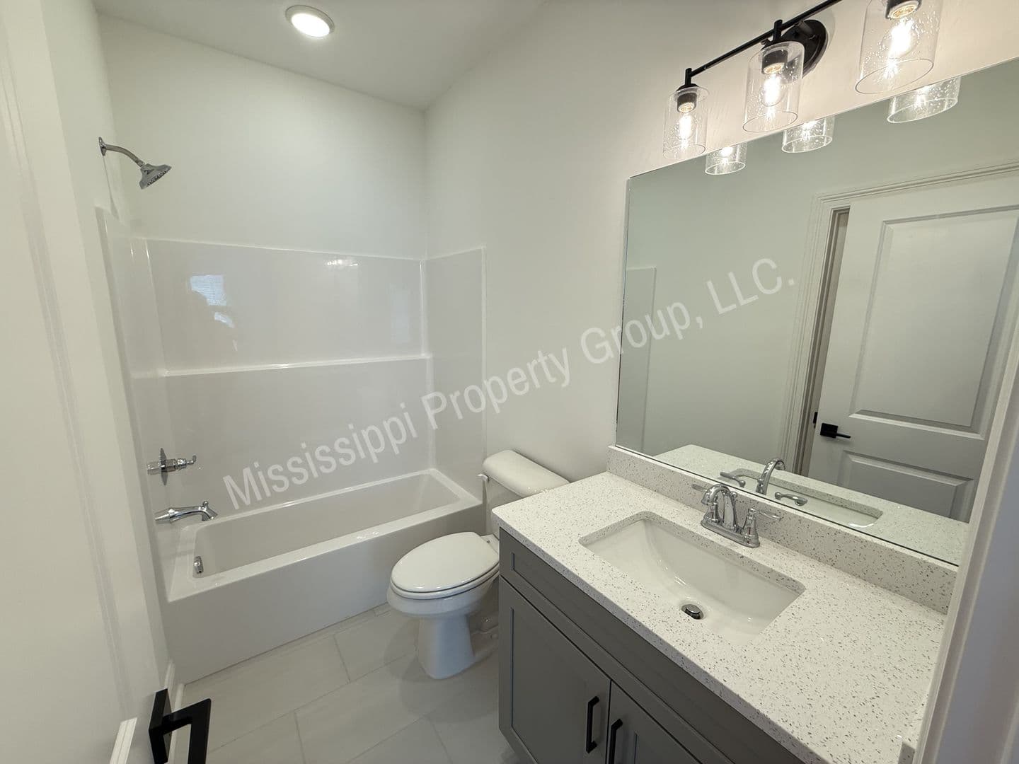 Oxford Townhome: 620 Cottage Grove Circle