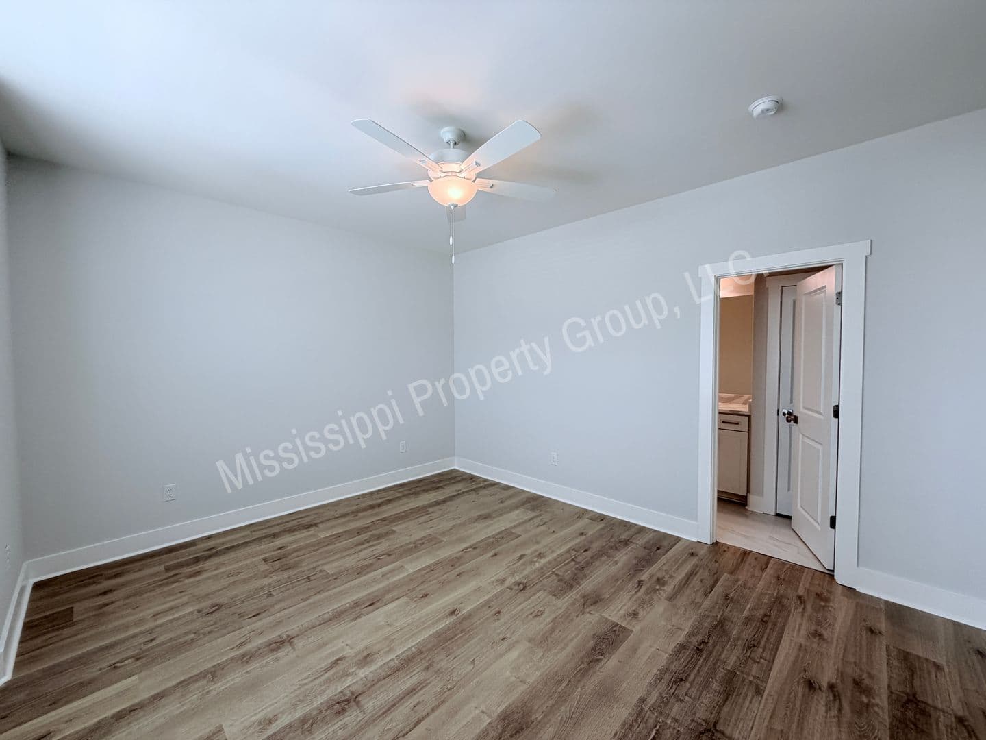 Oxford Townhome: 1616 Amalfi Drive