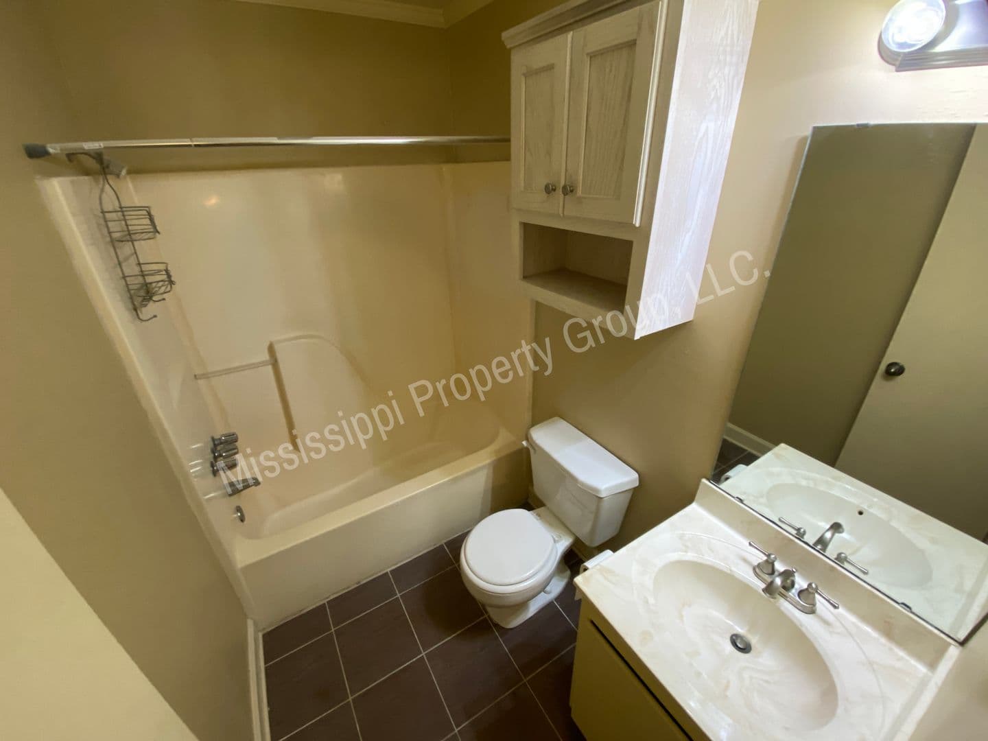 Oxford Townhome: 215 Edinburgh Place
