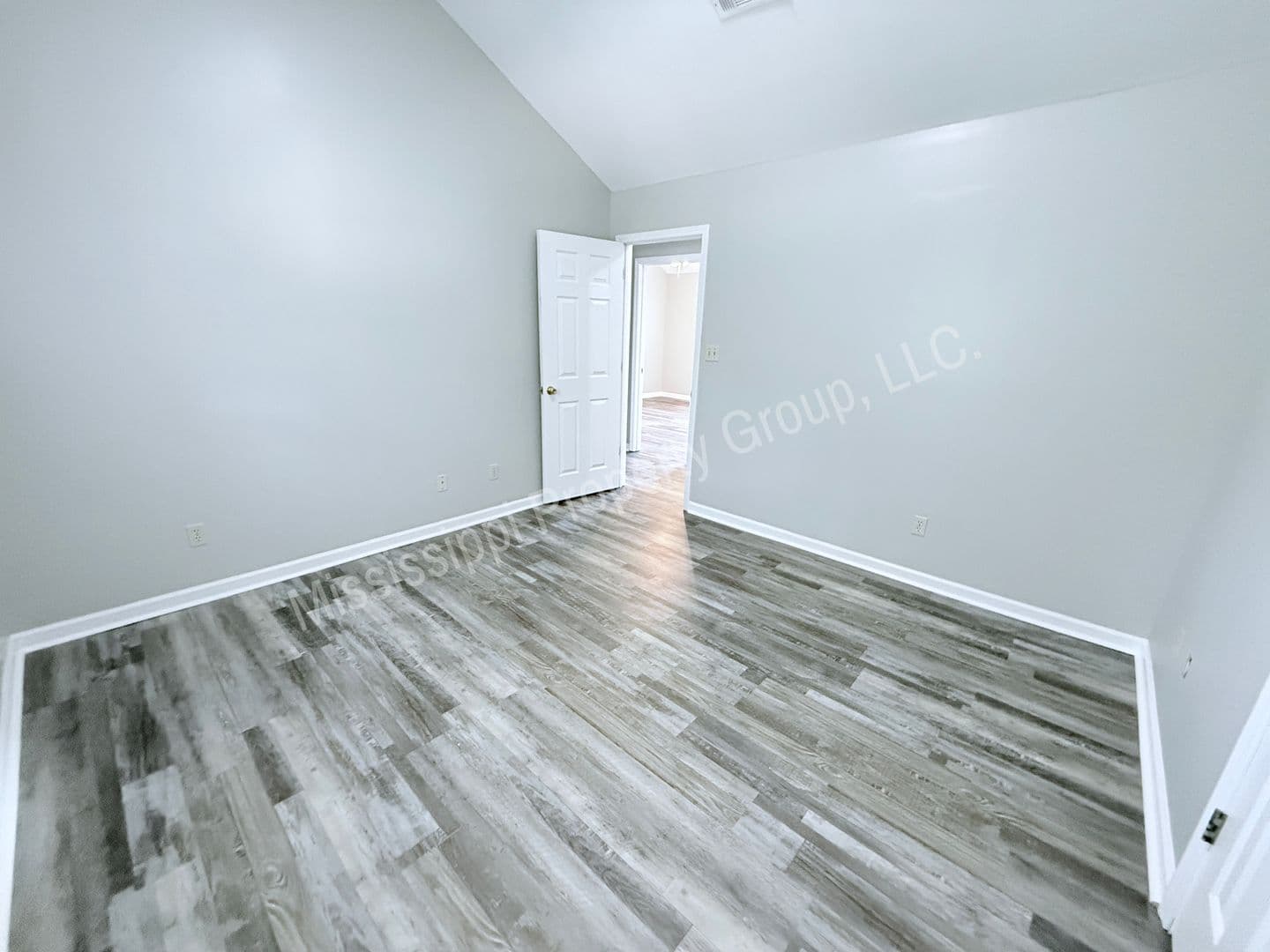 Oxford House: 1104 Turtle Creek Blvd