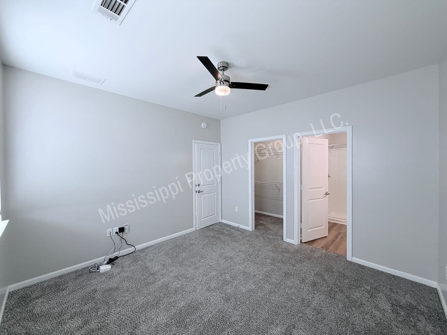 Oxford Townhome: 459 Olive Branch Way