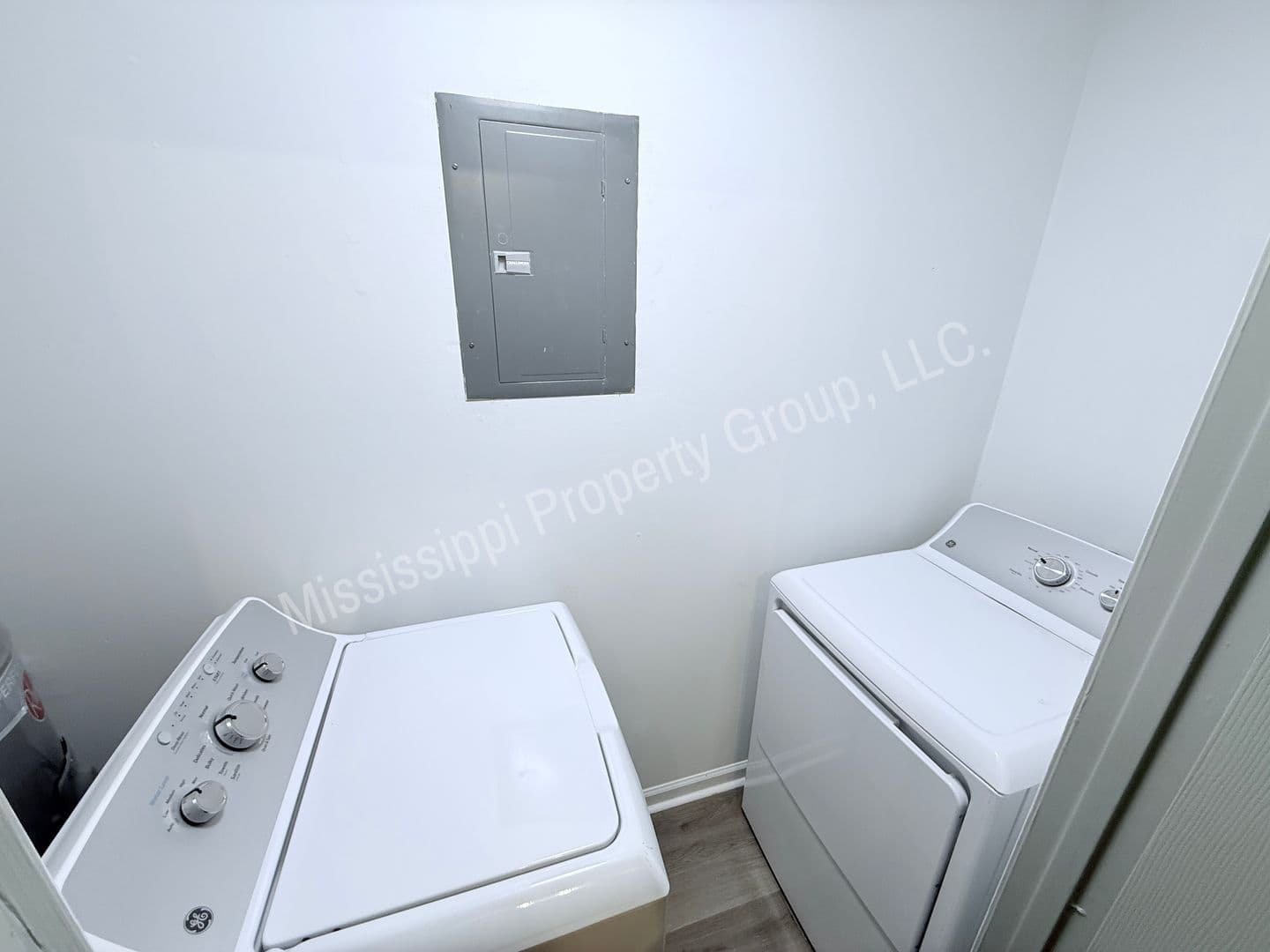 Oxford Townhome: 110 CR 102