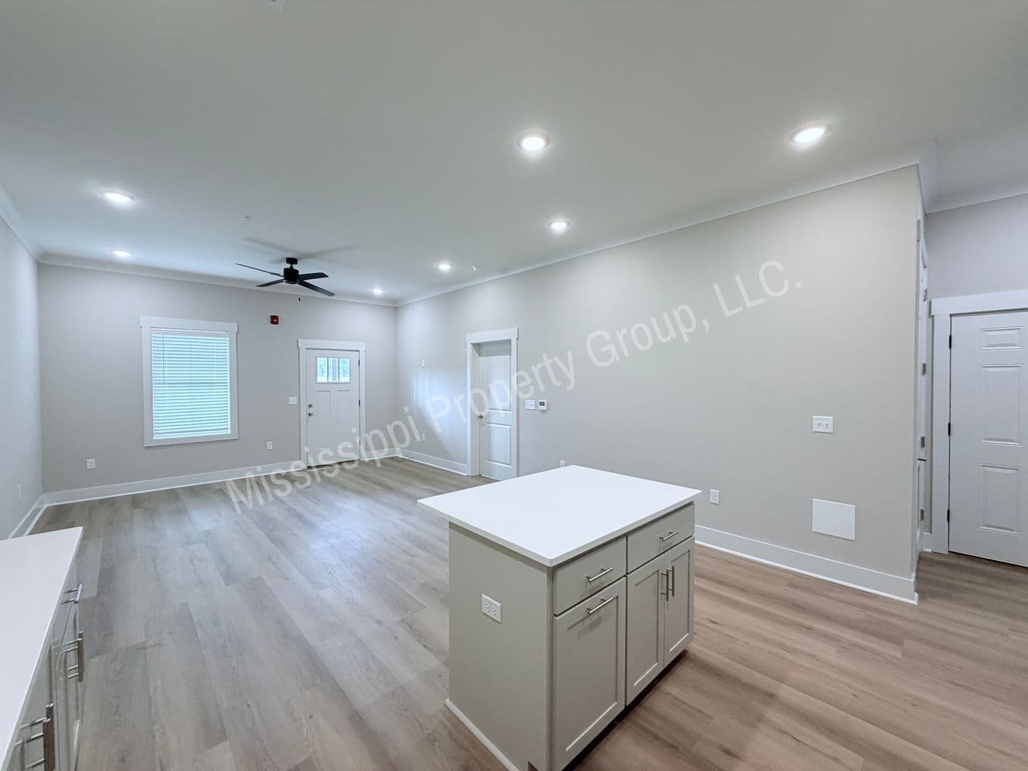 Oxford Apartment: 1401 Chickasaw Road